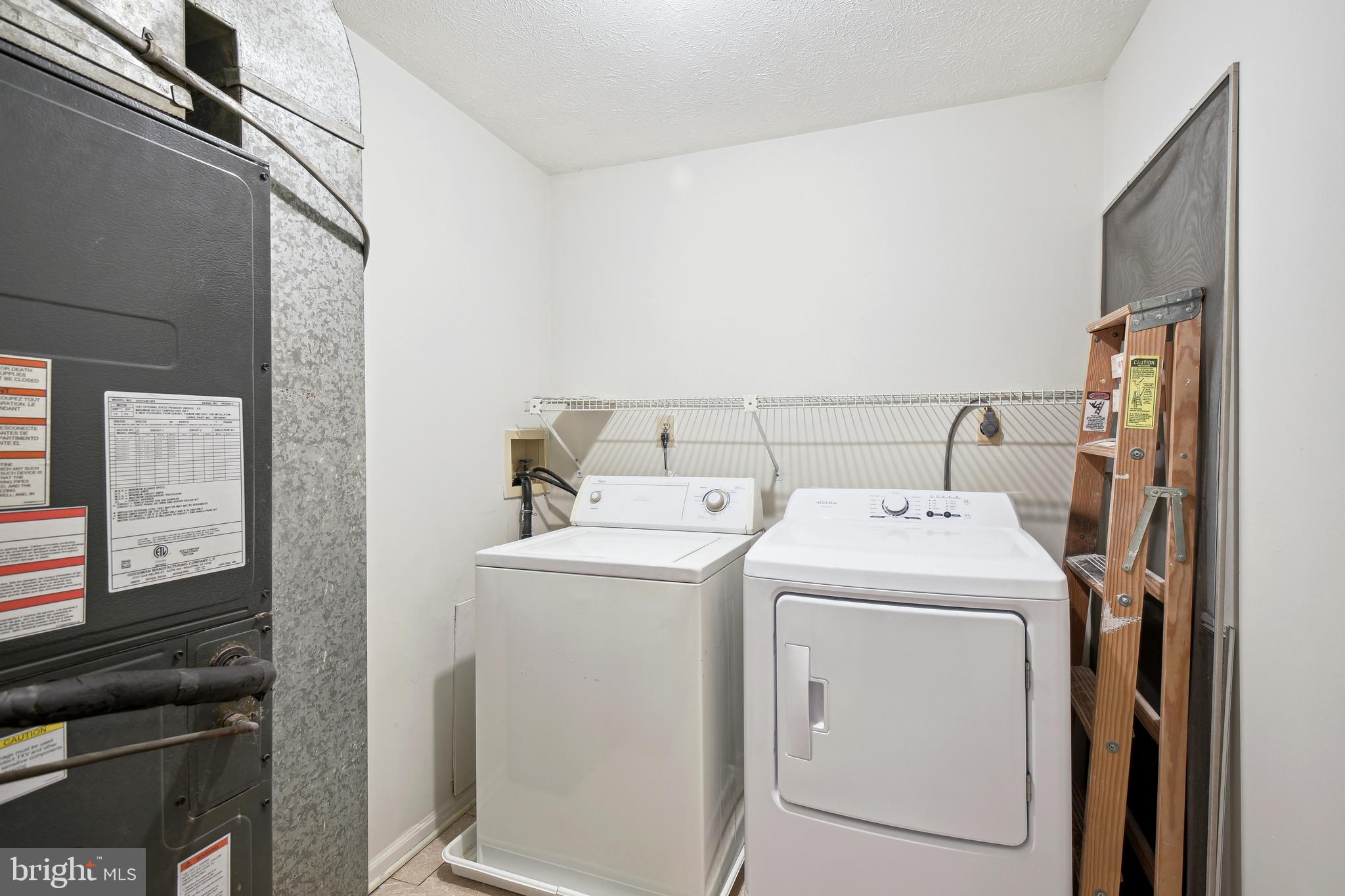 CHURCHILL TOWN SECTOR - Residential