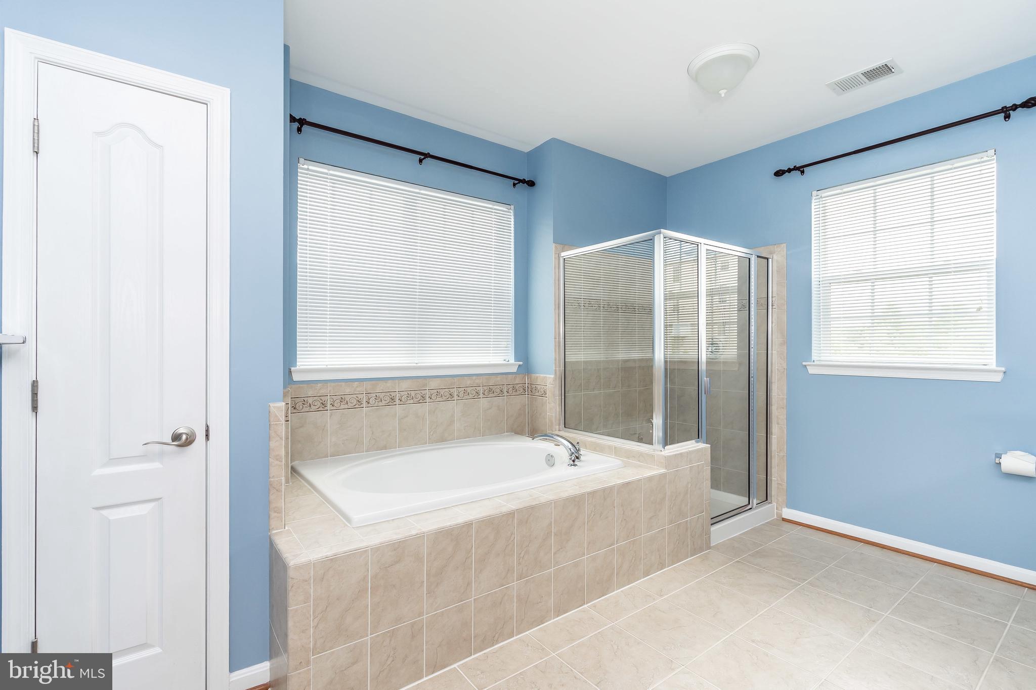 PINEY ORCHARD - Residential