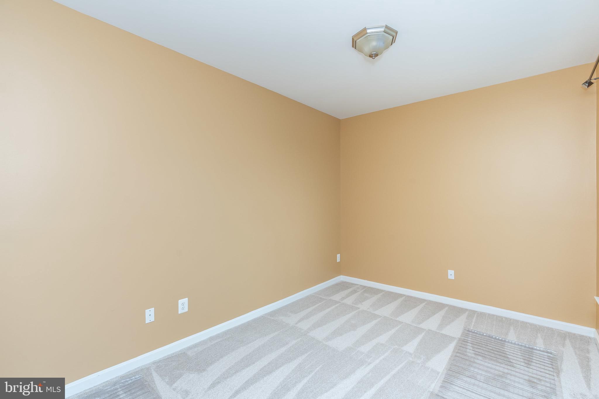 PINEY ORCHARD - Residential