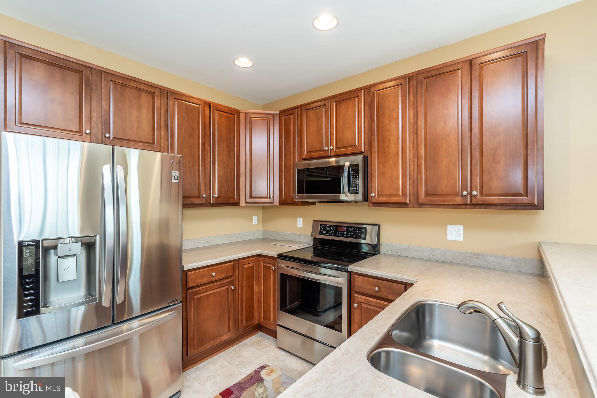 PINEY ORCHARD - Residential