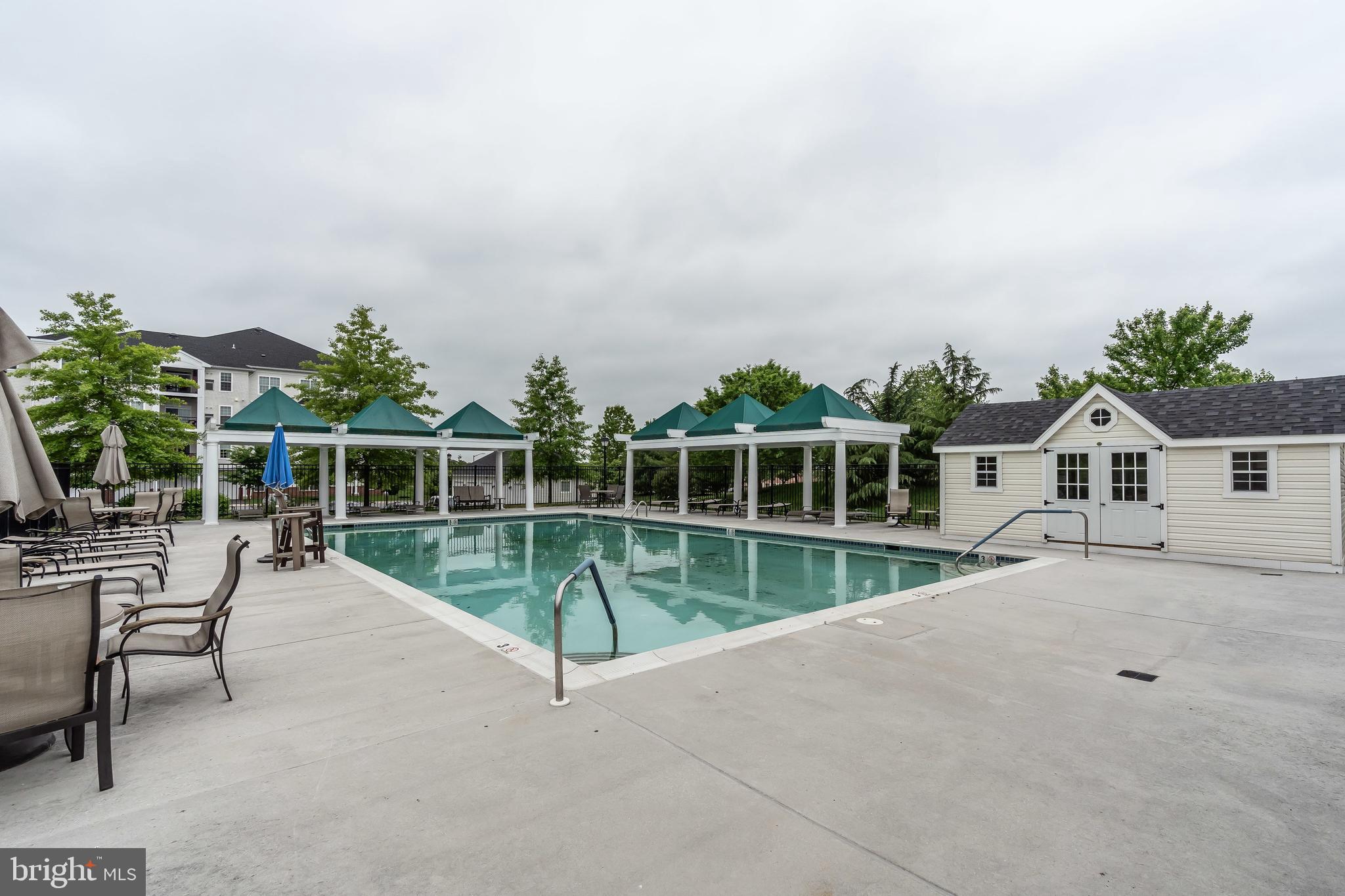 PINEY ORCHARD - Residential