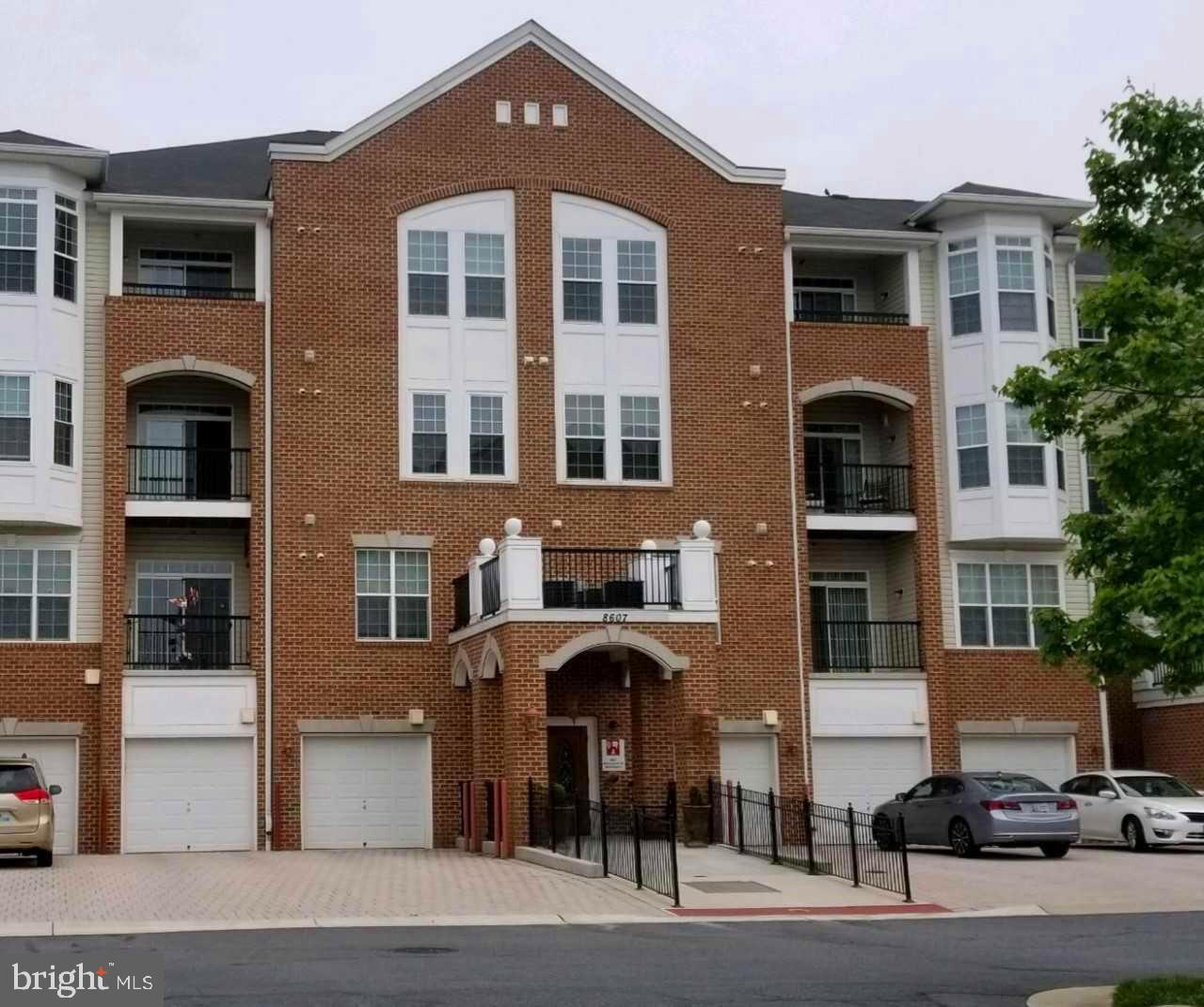 PINEY ORCHARD - Residential