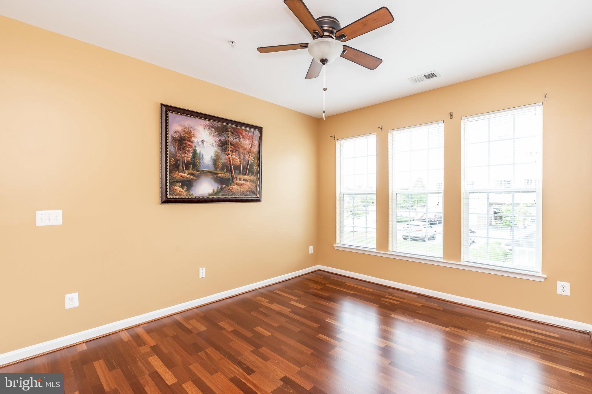 PINEY ORCHARD - Residential