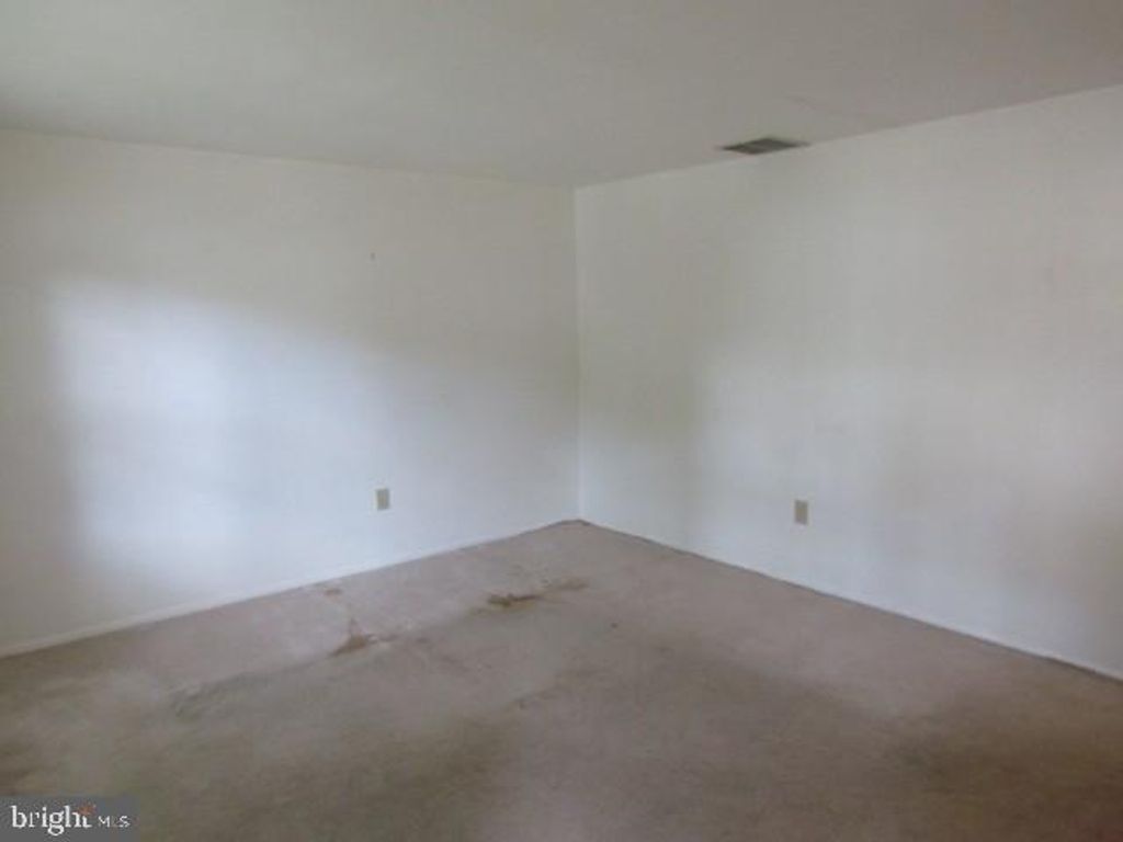 Photo of 13607 Jacqueline Court, SILVER SPRING, MD 20904 (MLS # MDMC2200122)