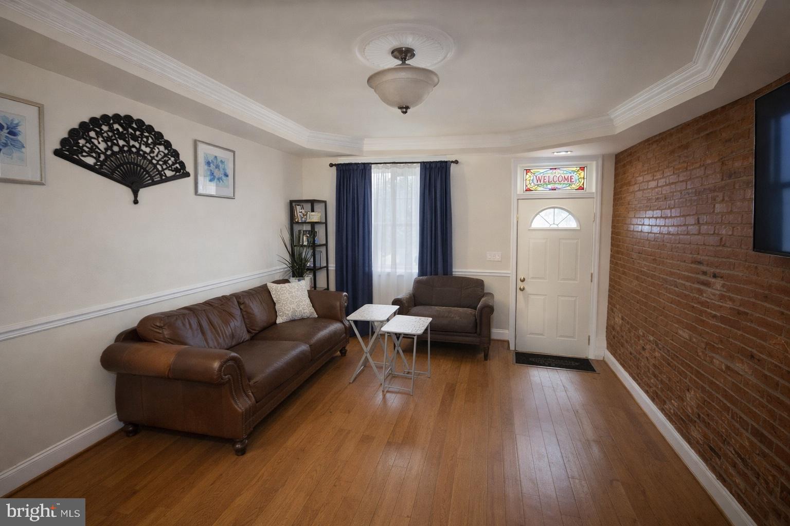 MILL HILL - Residential