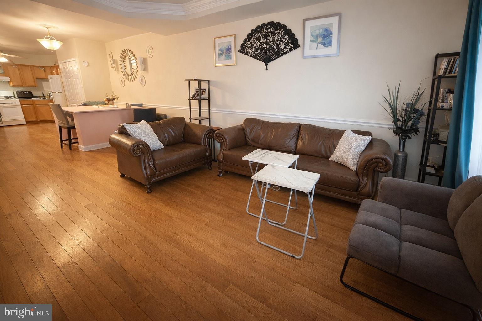 MILL HILL - Residential