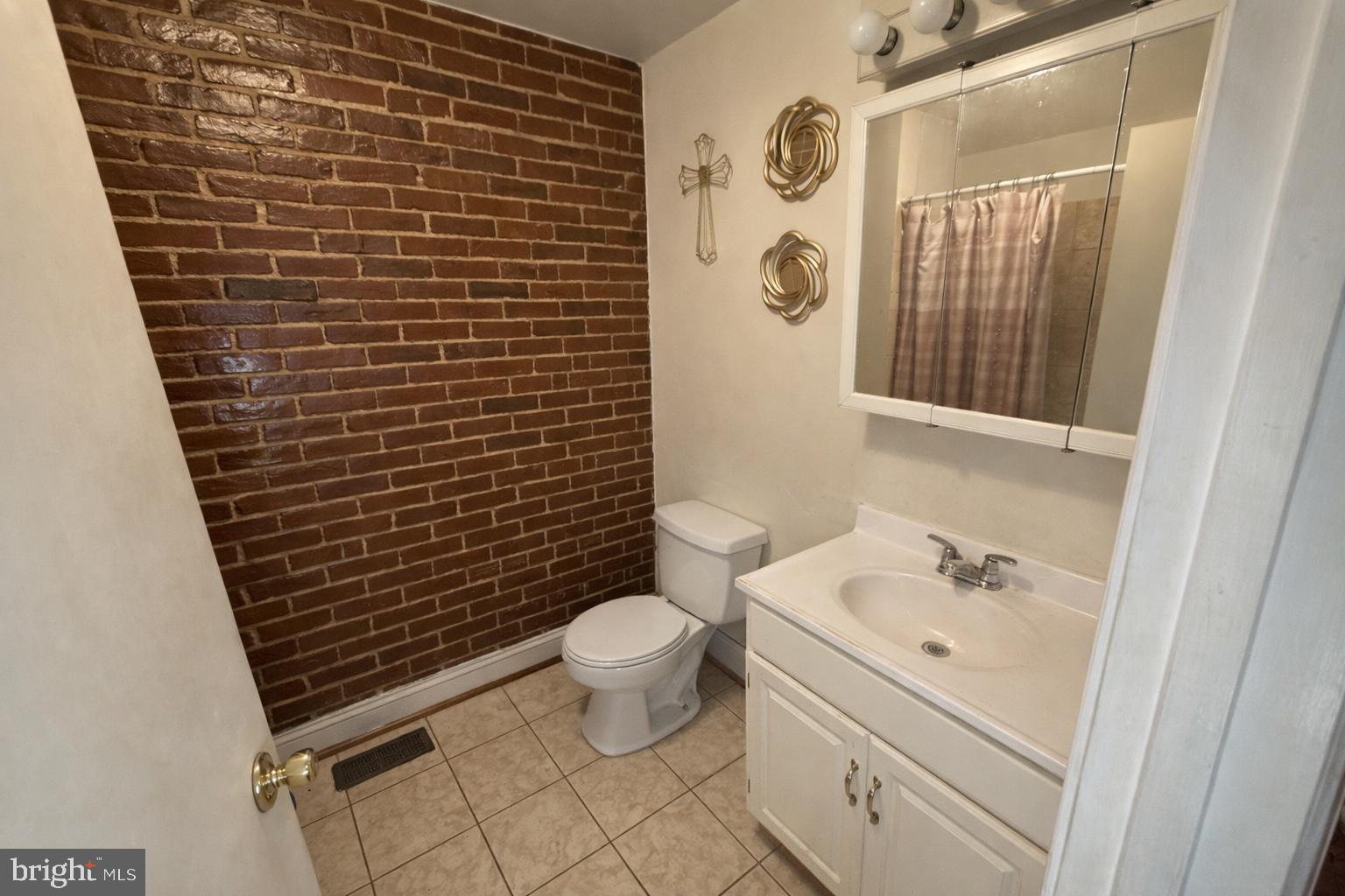 MILL HILL - Residential