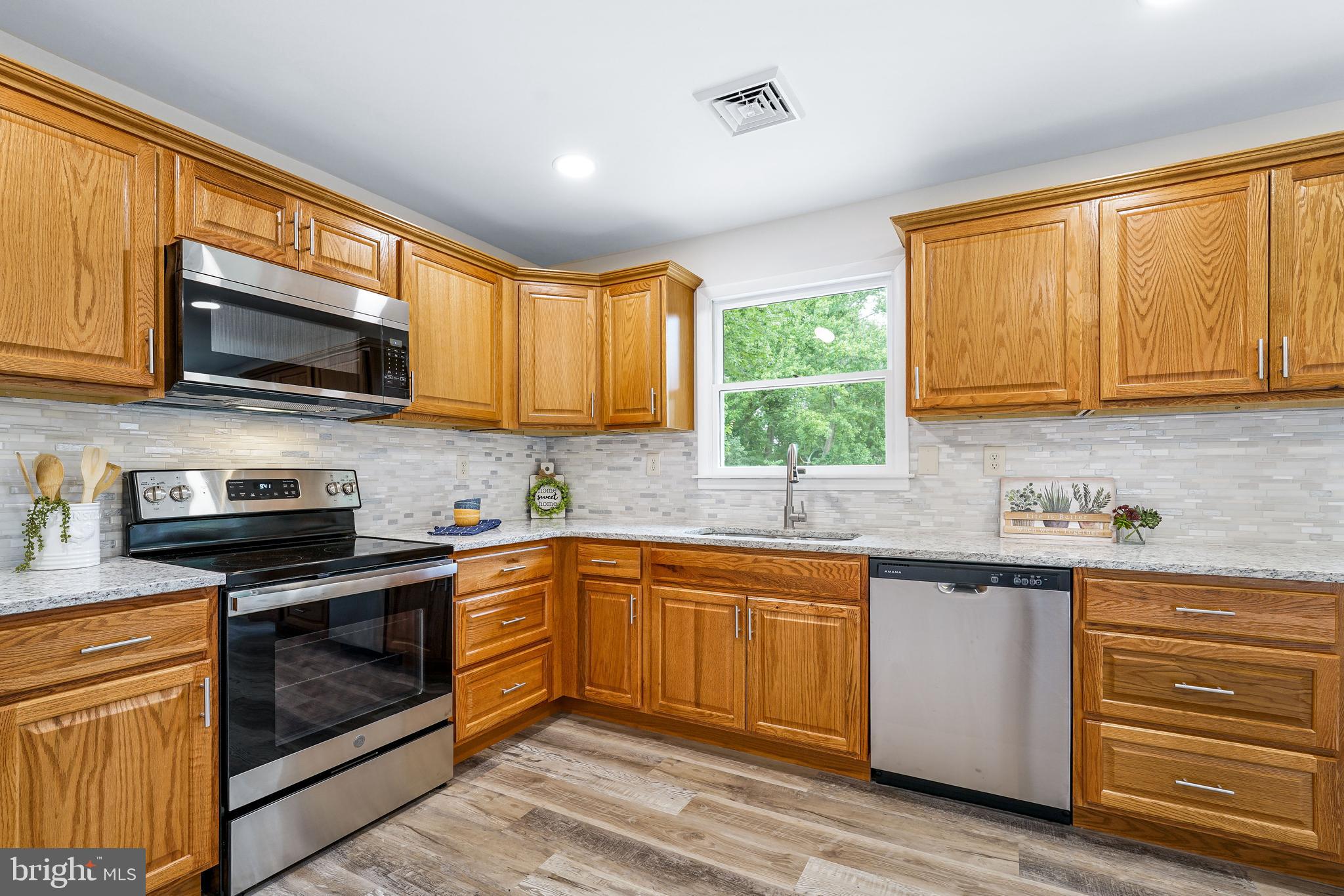 NONAVAILABLE - Residential