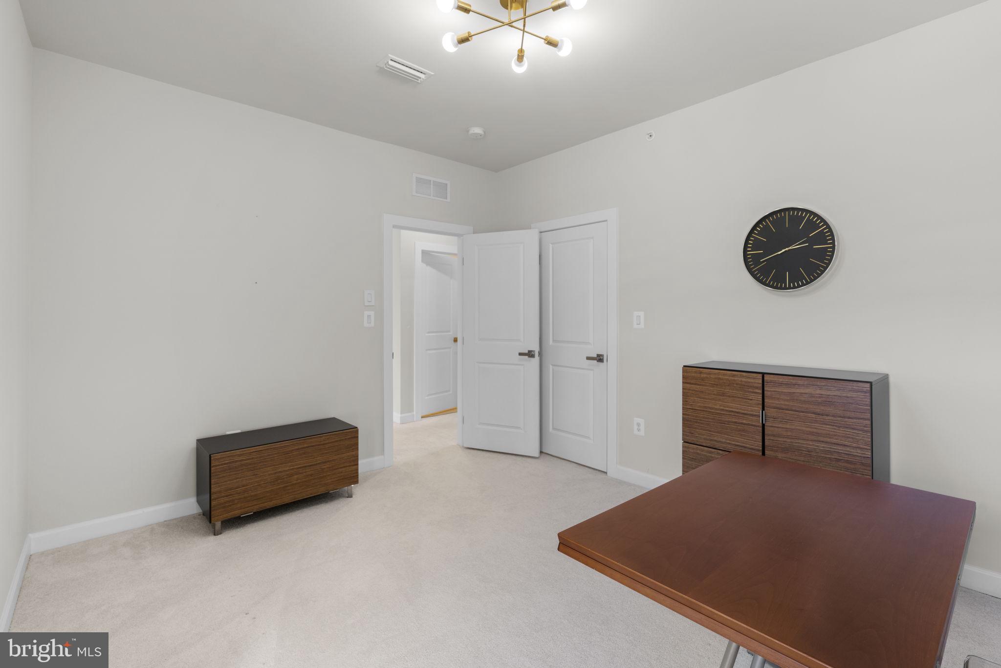 LONGVIEW RIDGE - Residential