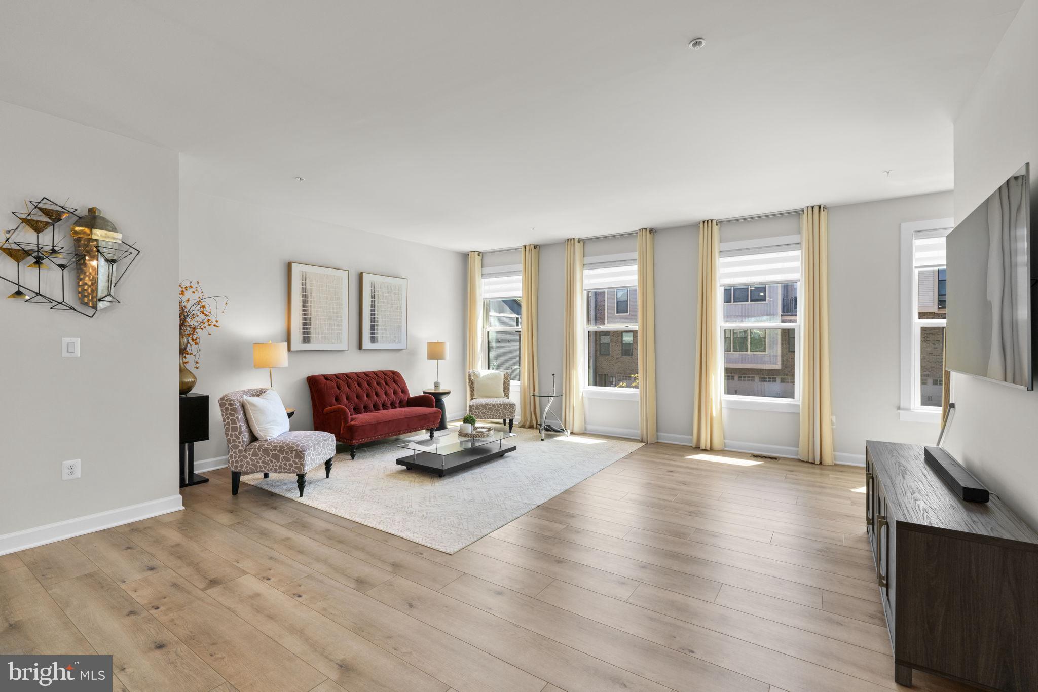 LONGVIEW RIDGE - Residential