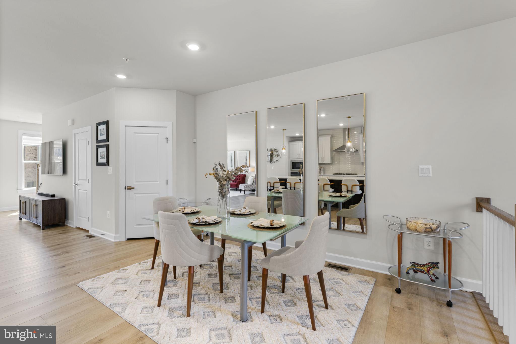 LONGVIEW RIDGE - Residential