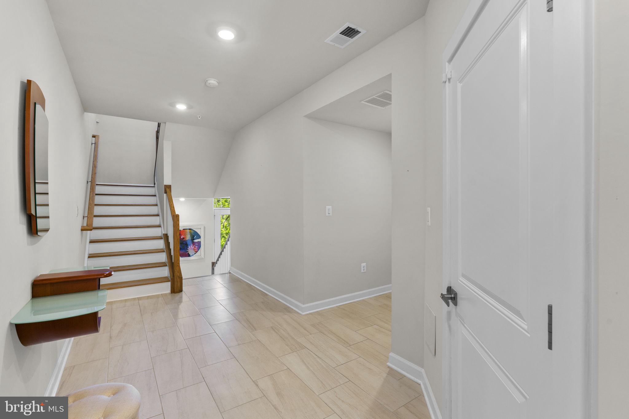 LONGVIEW RIDGE - Residential