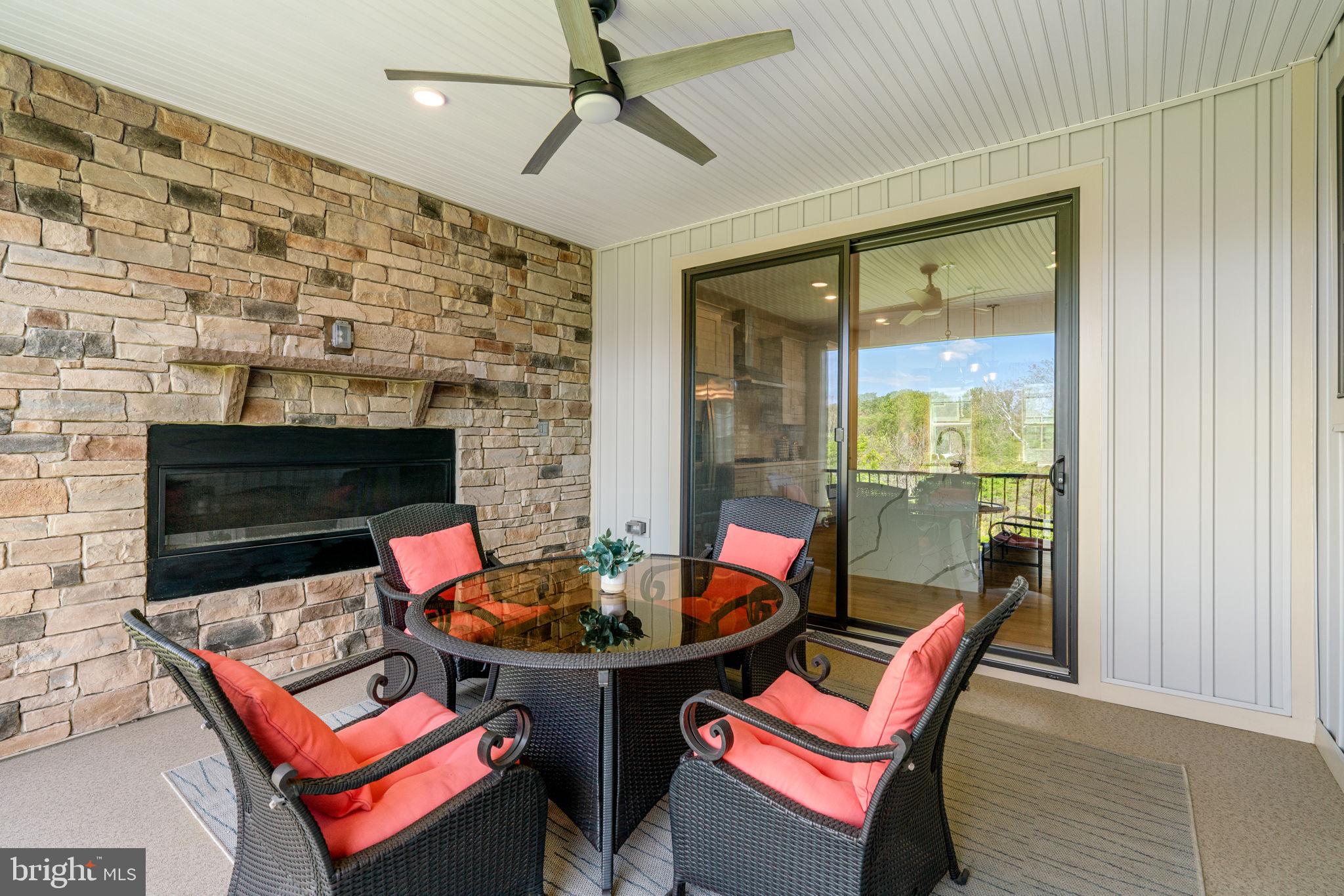 LONGVIEW RIDGE - Residential
