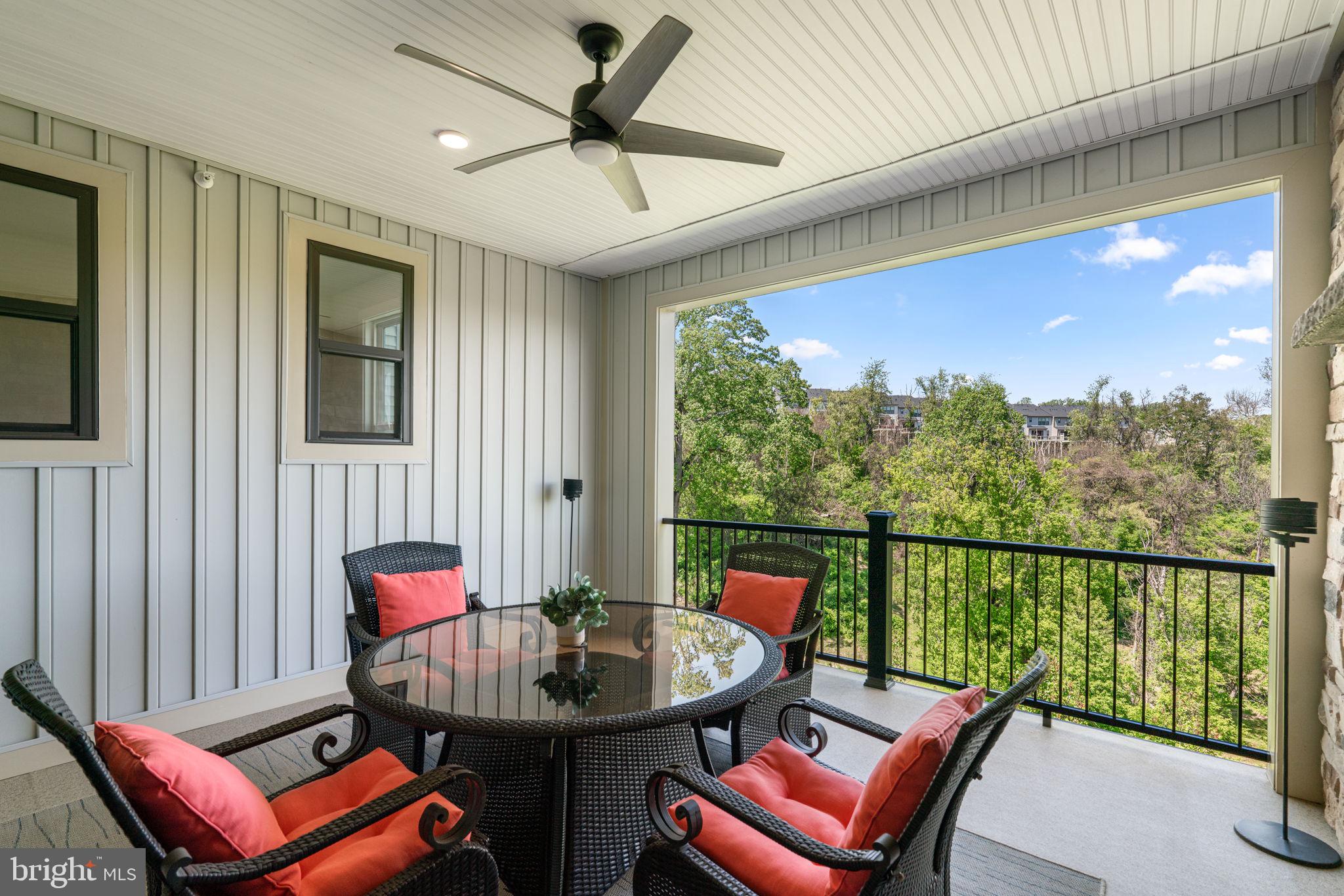 LONGVIEW RIDGE - Residential