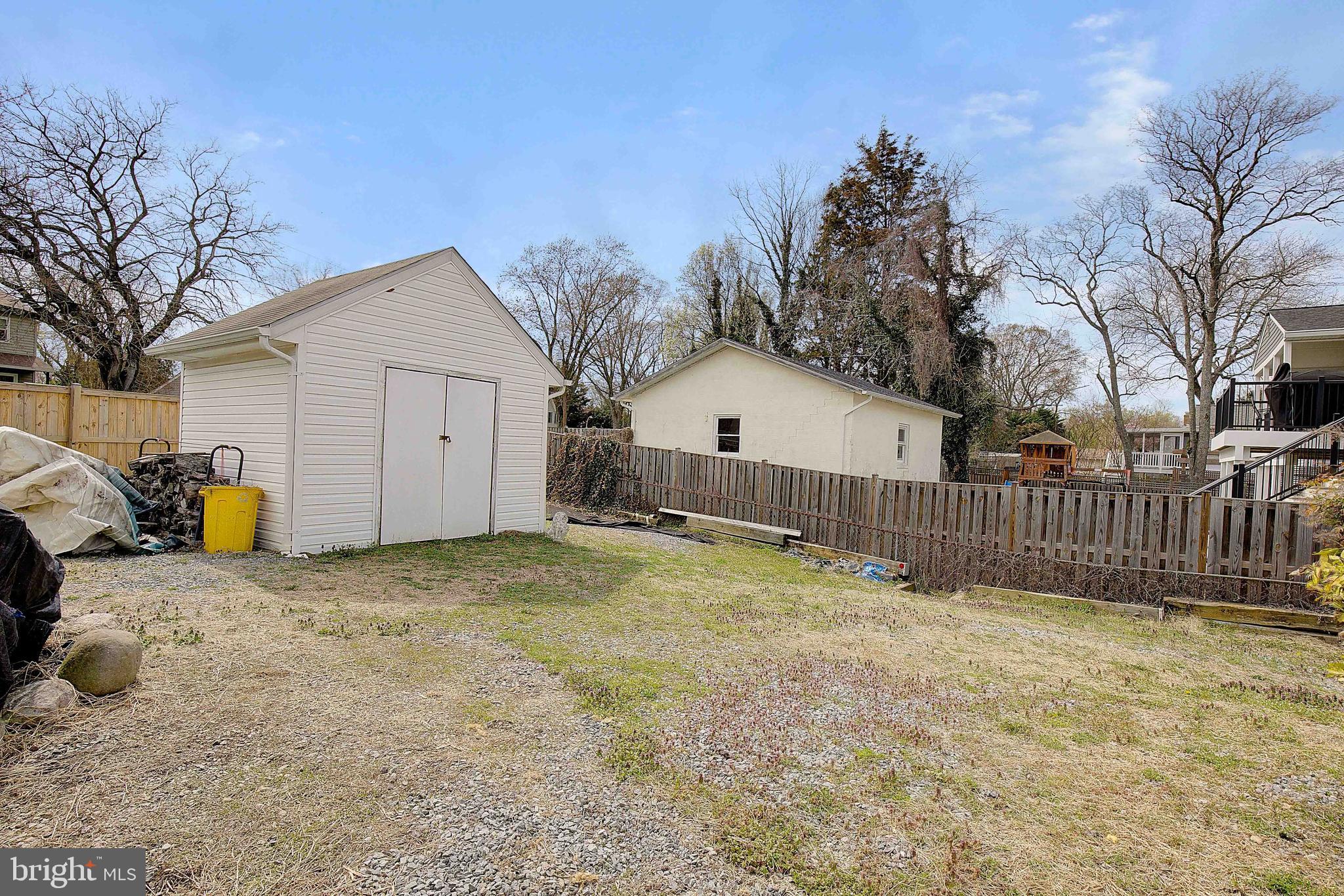 HILLSMERE ESTATES - Residential