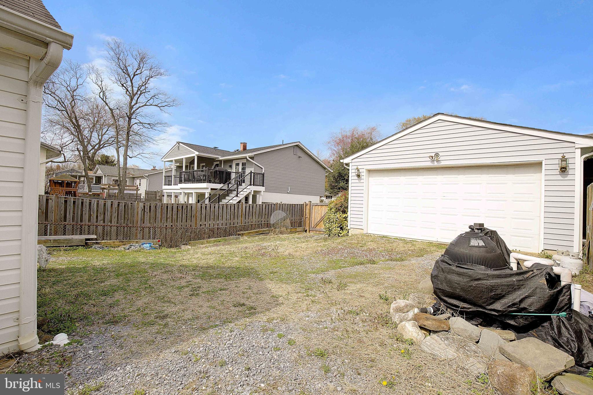 HILLSMERE ESTATES - Residential