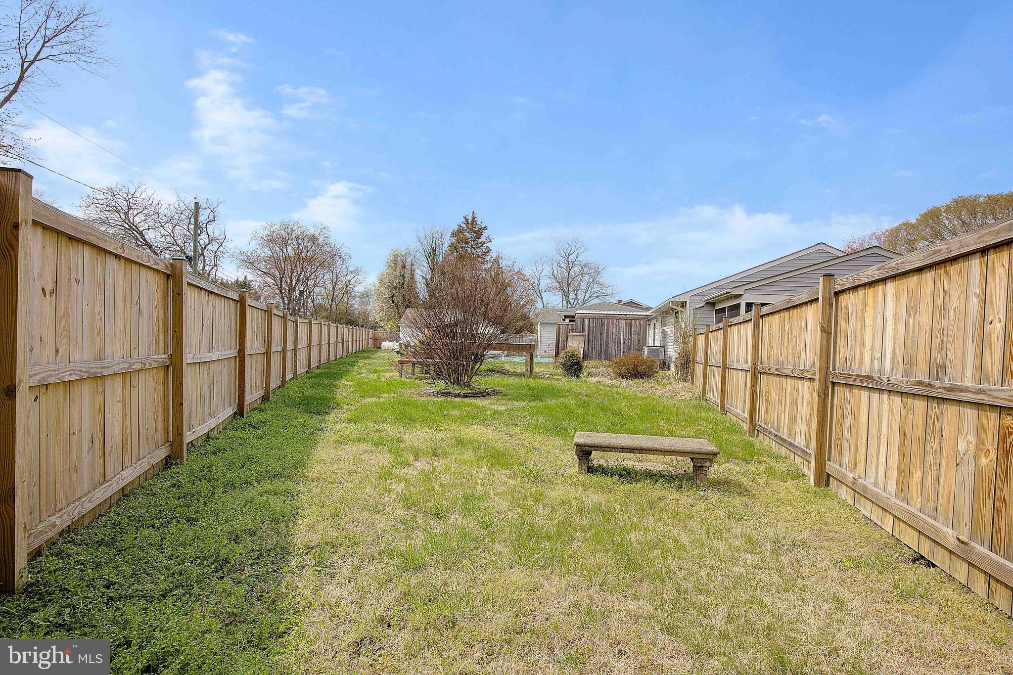 HILLSMERE ESTATES - Residential