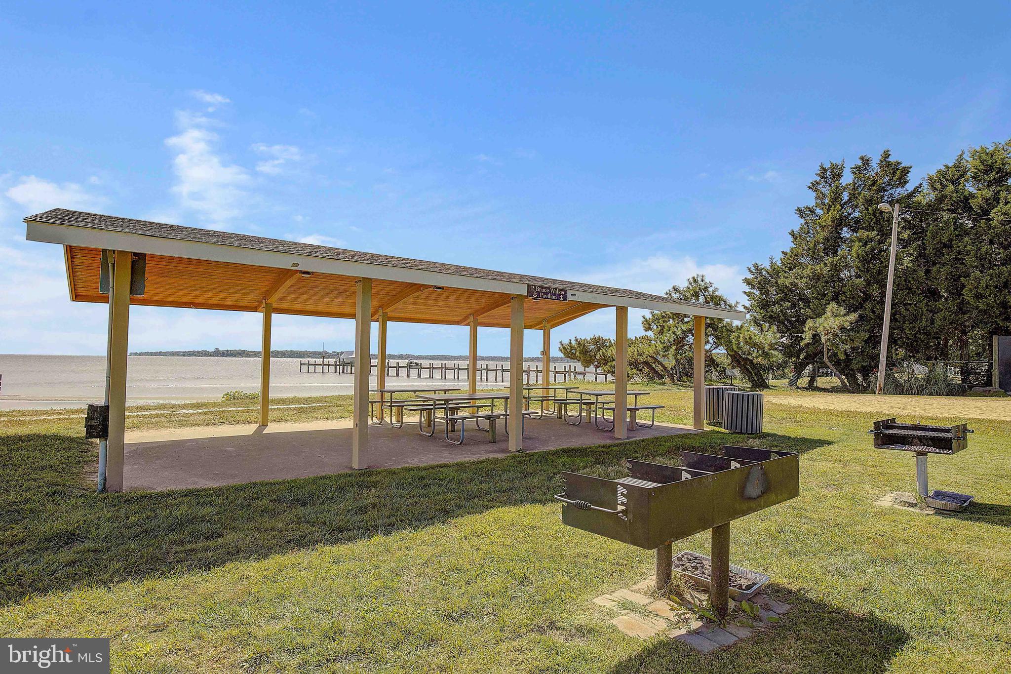 HILLSMERE ESTATES - Residential