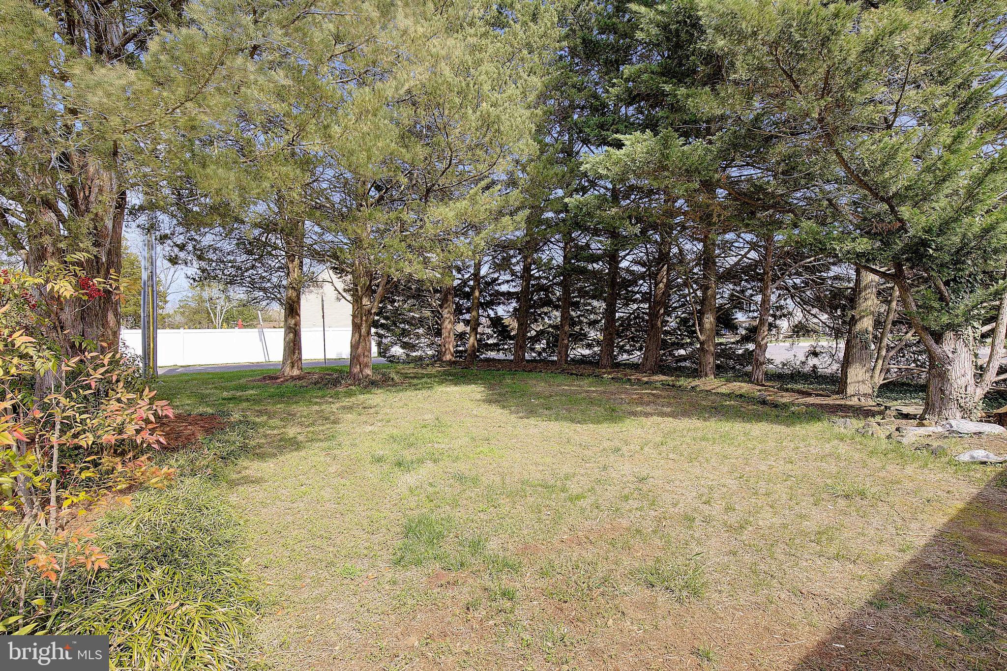 HILLSMERE ESTATES - Residential