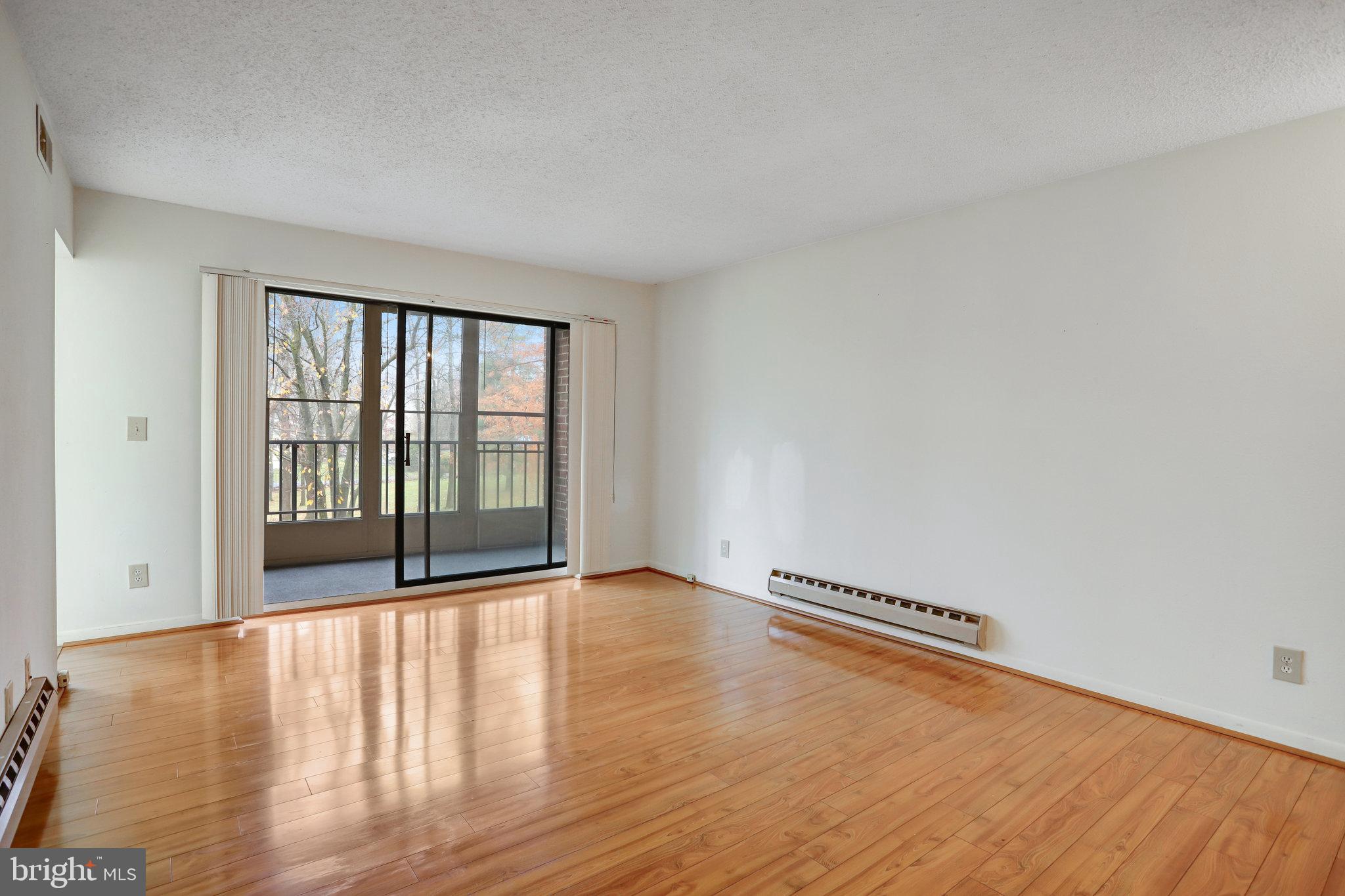 LEISURE WORLD - Residential