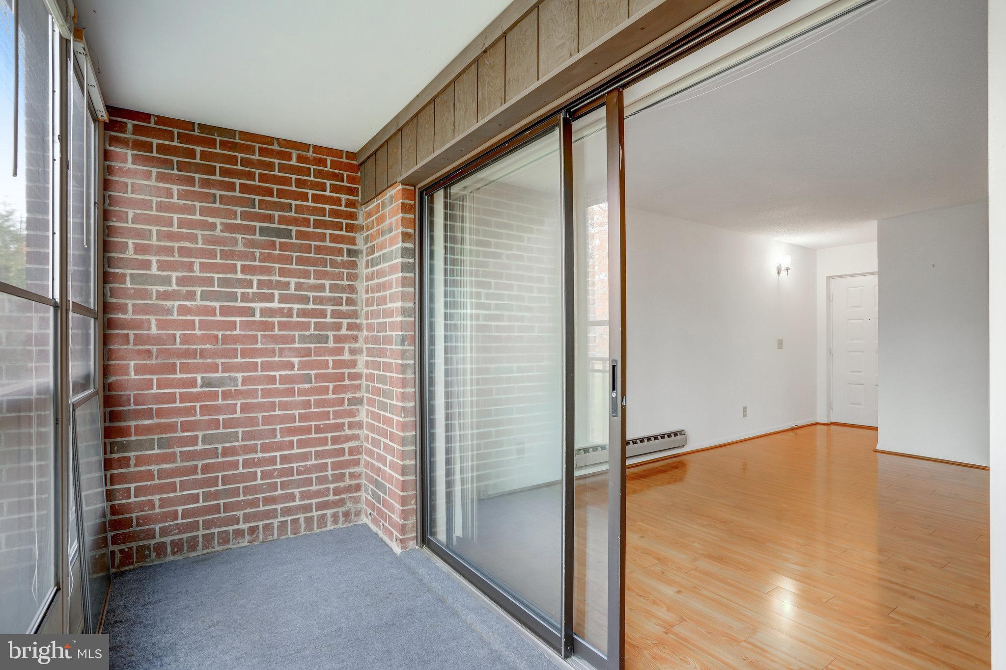 LEISURE WORLD - Residential