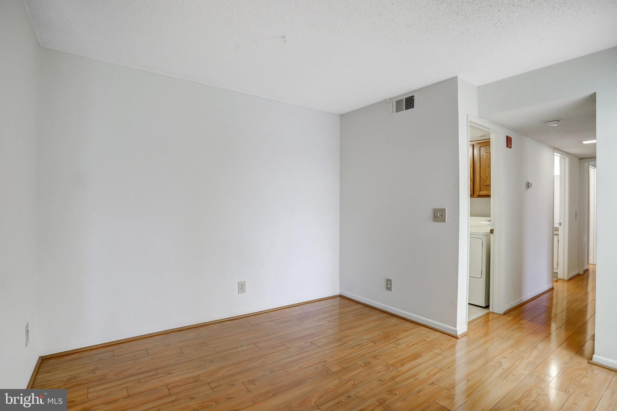 LEISURE WORLD - Residential