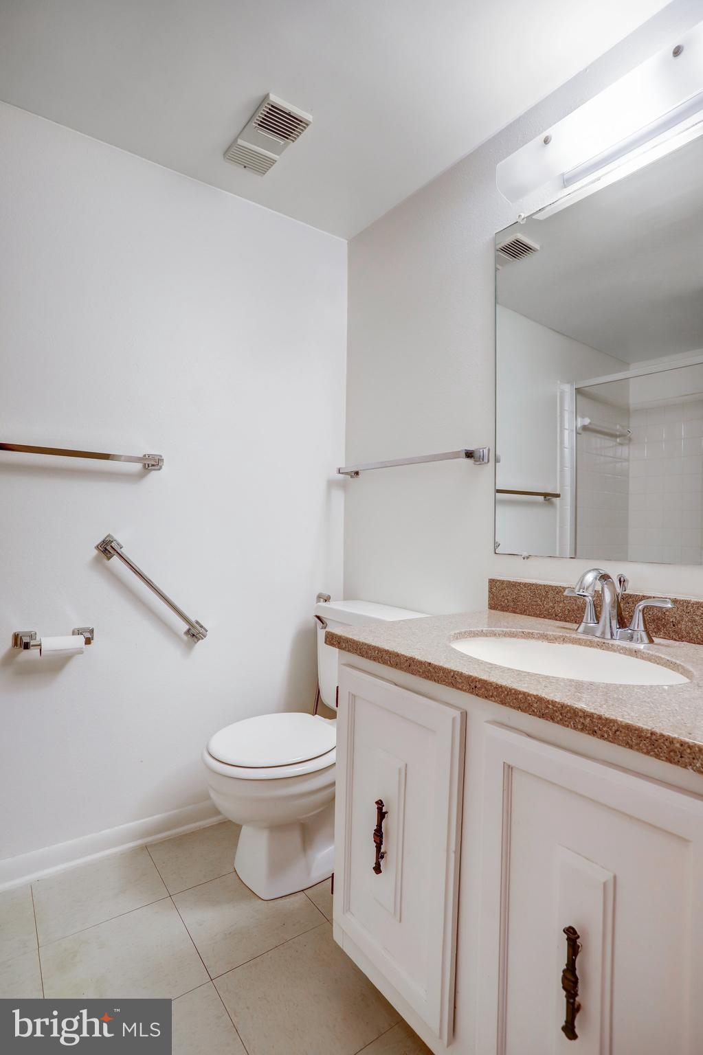 LEISURE WORLD - Residential