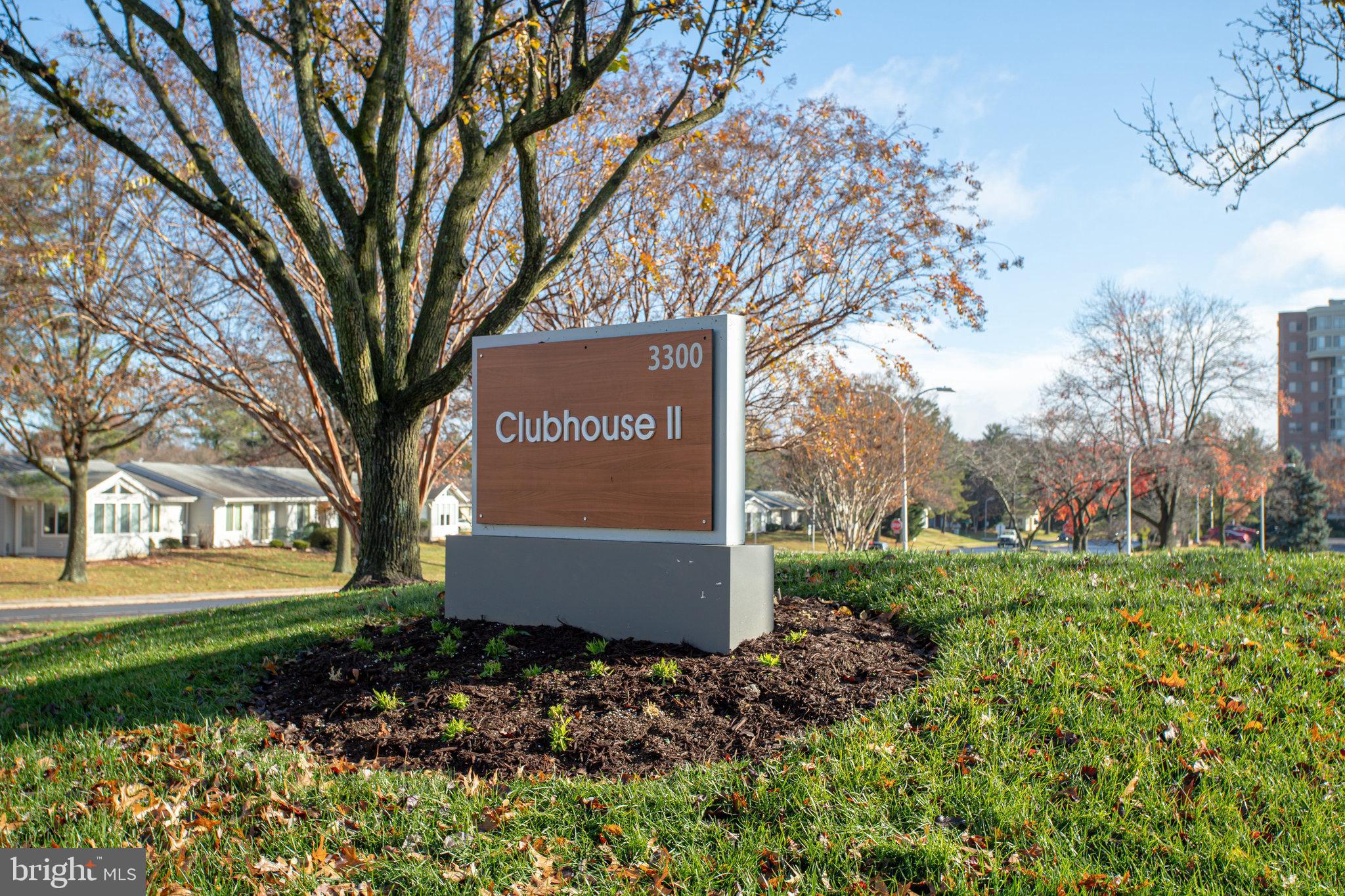 LEISURE WORLD - Residential