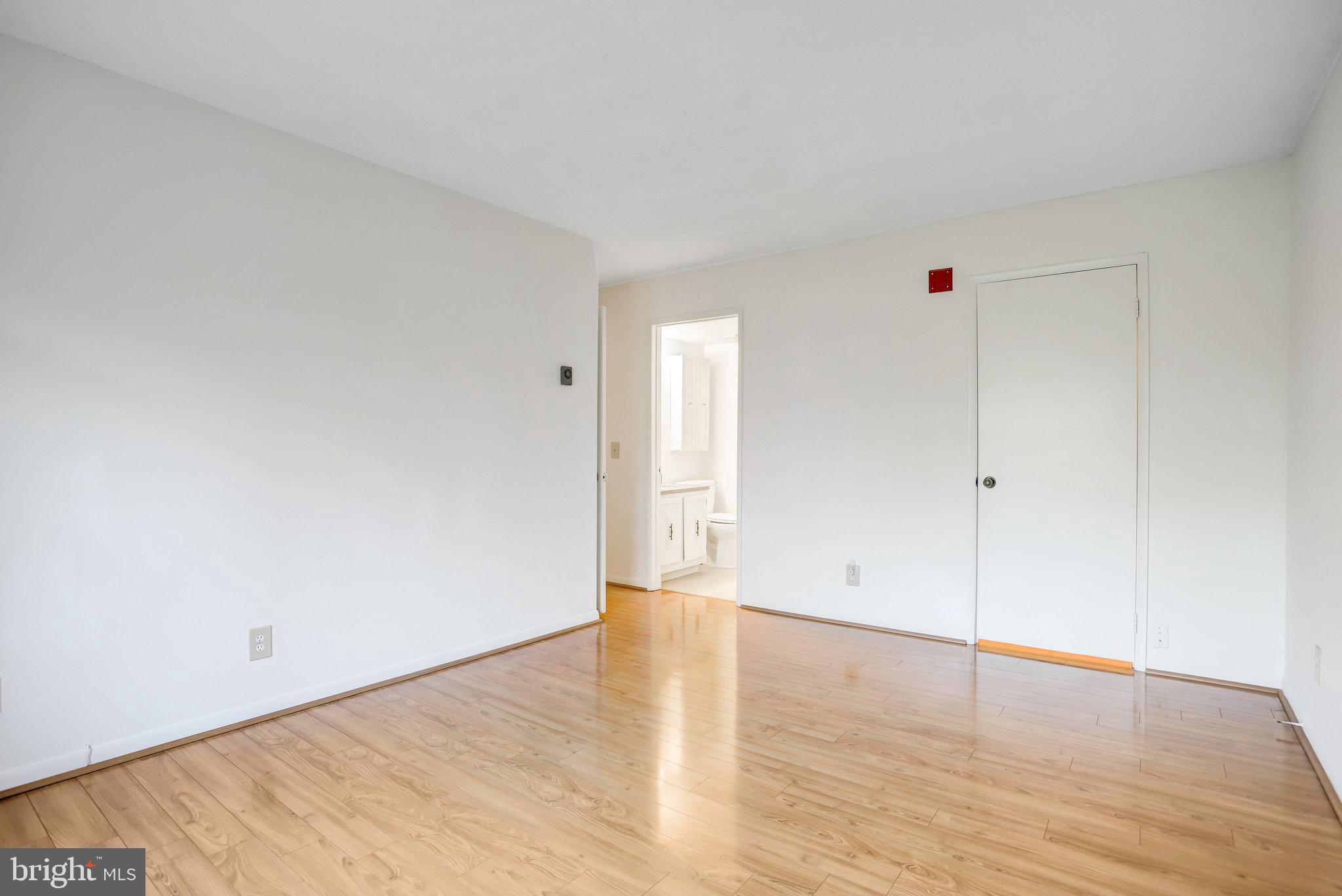 LEISURE WORLD - Residential