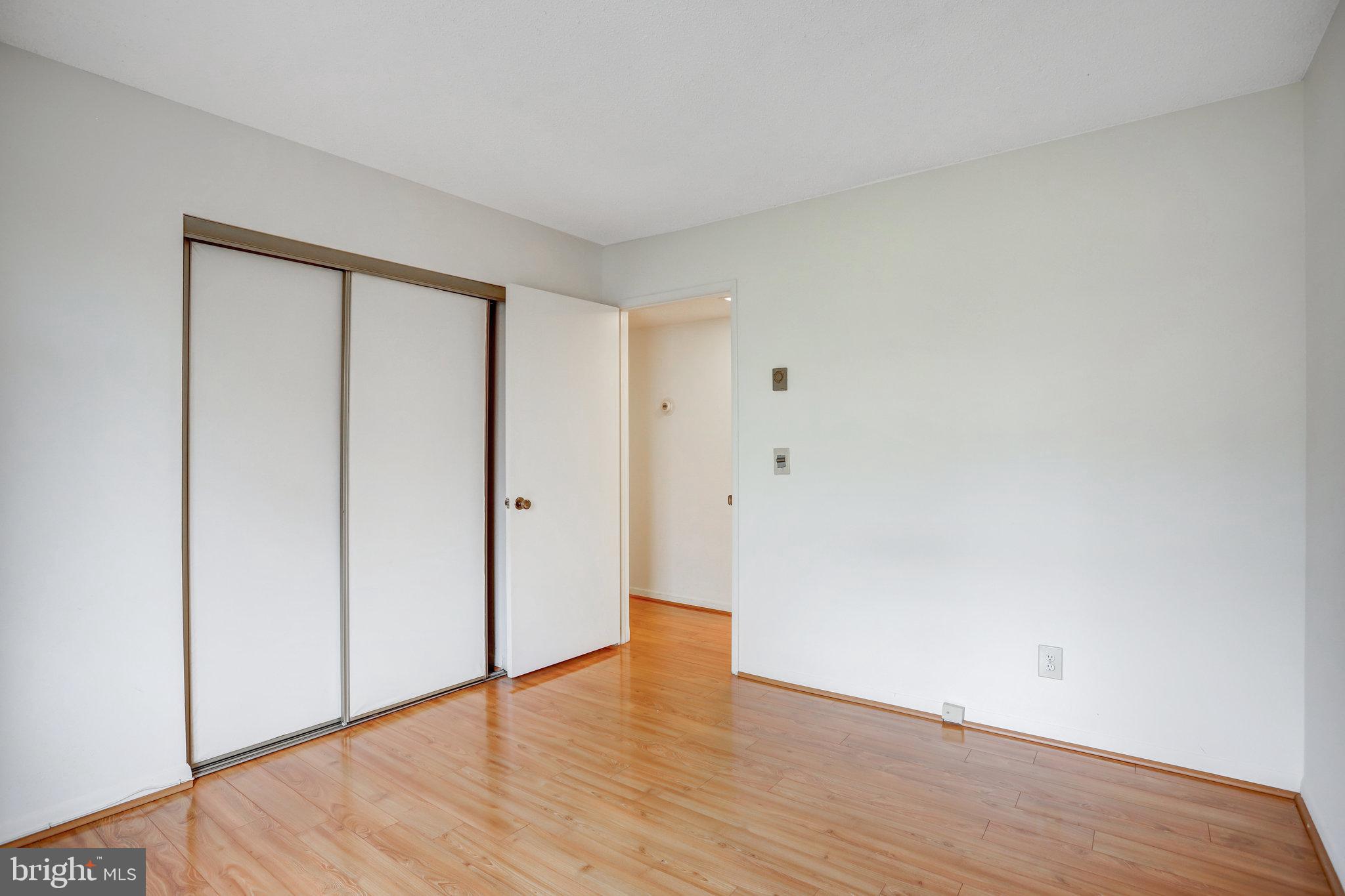 LEISURE WORLD - Residential