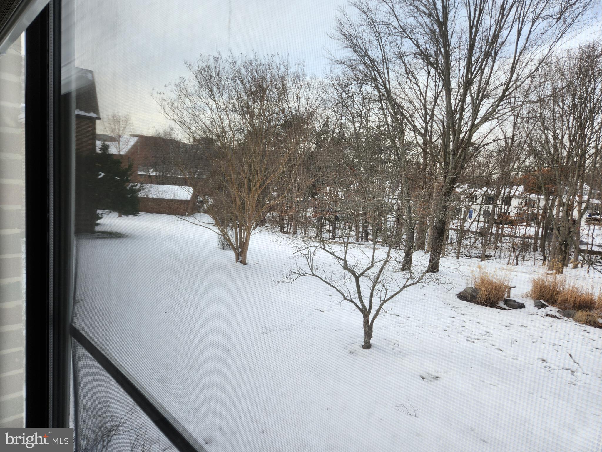 LEISURE WORLD - Residential