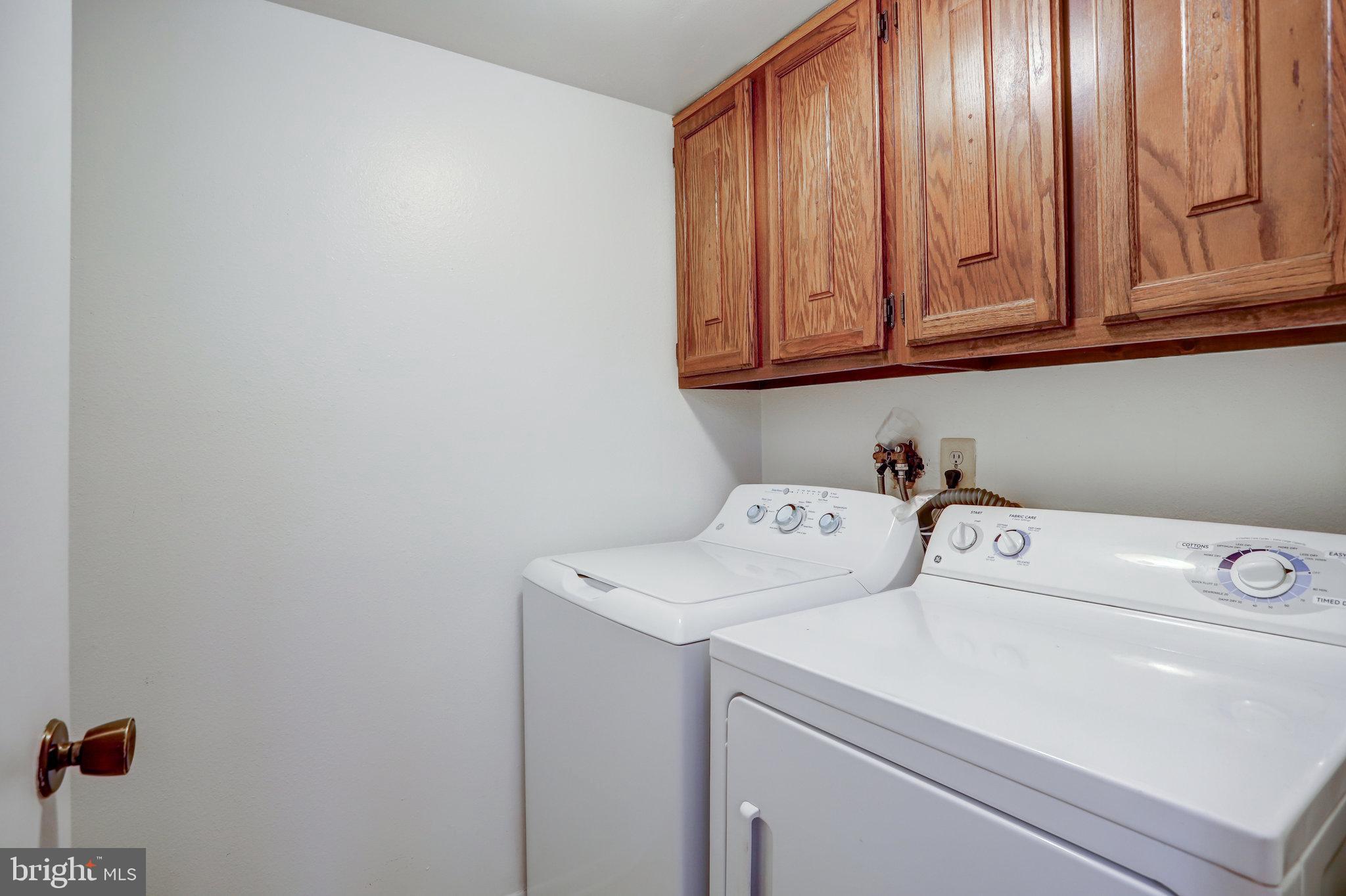 LEISURE WORLD - Residential