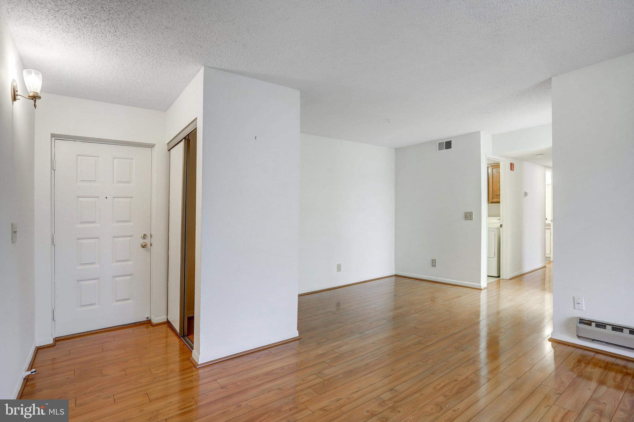 LEISURE WORLD - Residential