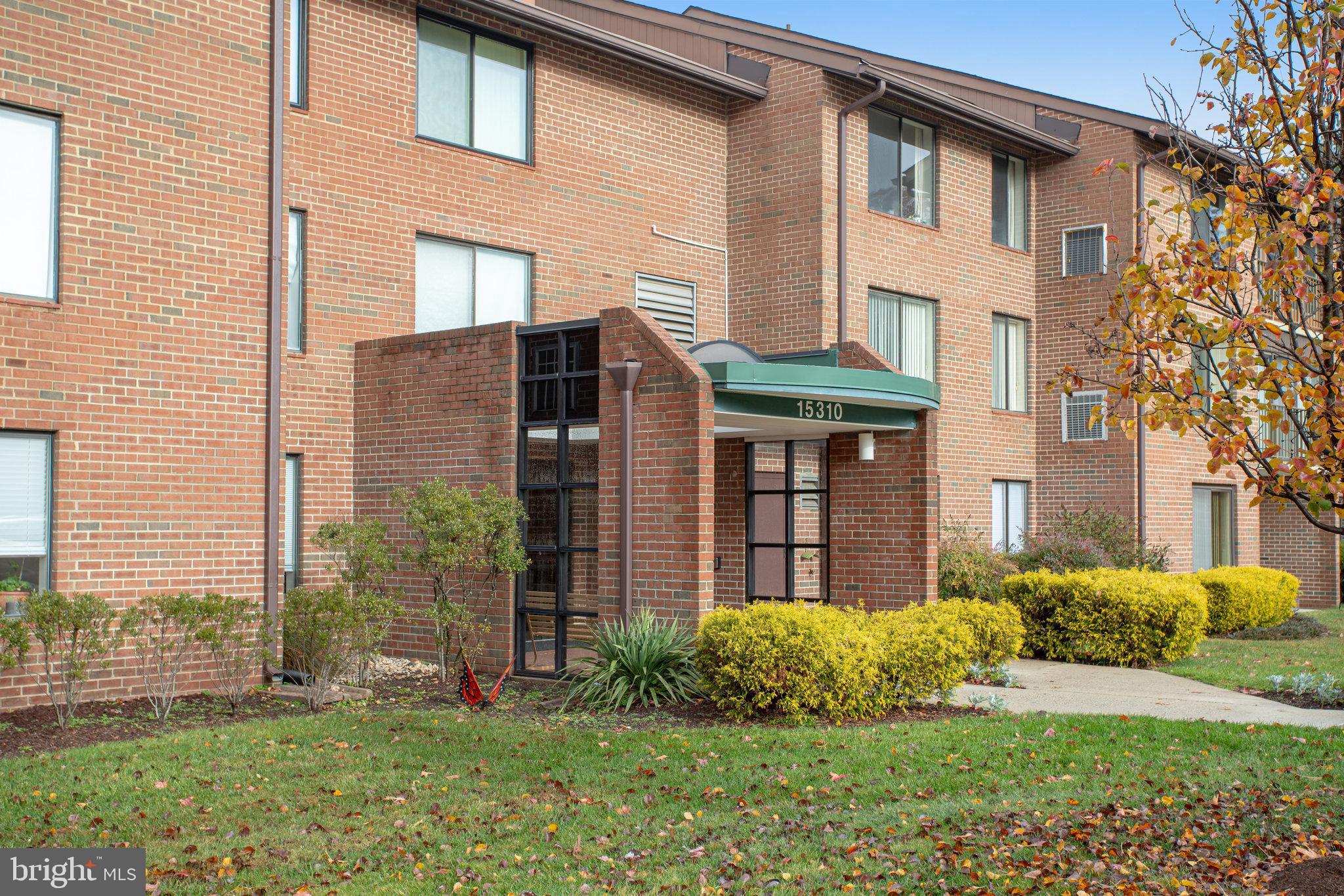 LEISURE WORLD - Residential