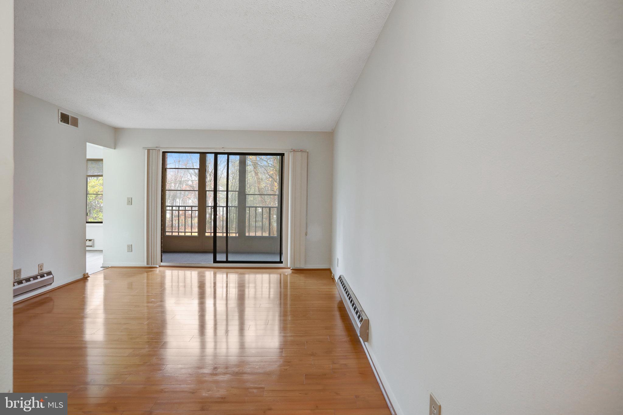 LEISURE WORLD - Residential