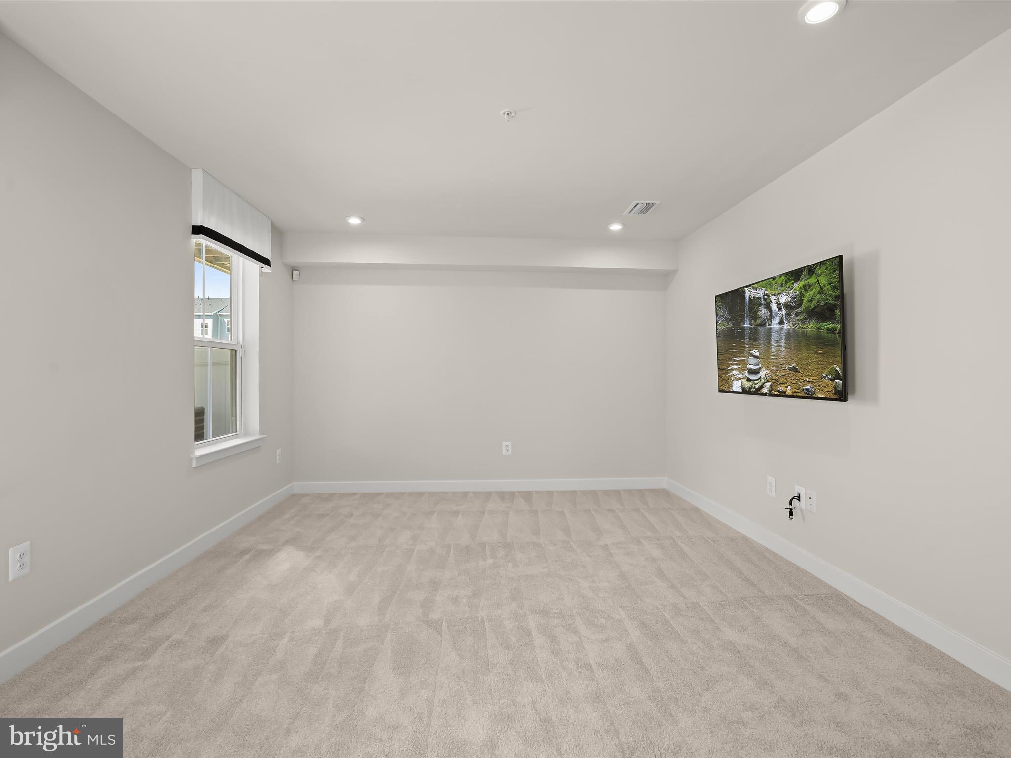 WELLINGTON FARMS - Residential Lease