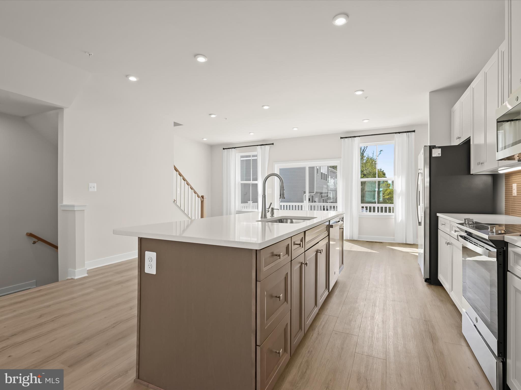 WELLINGTON FARMS - Residential Lease