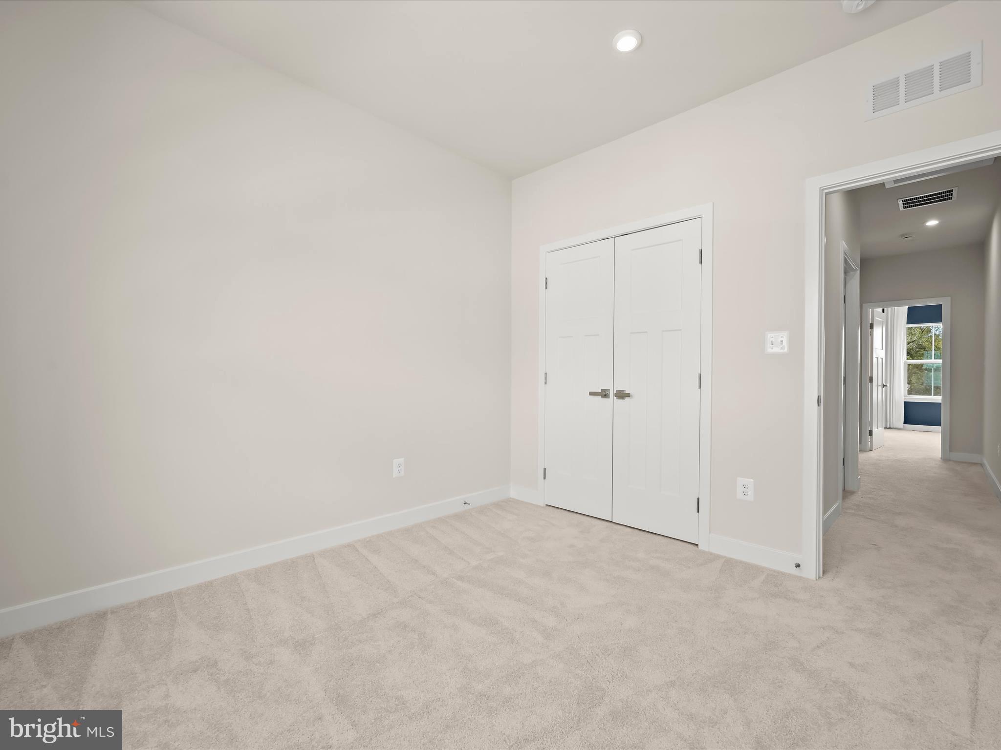 WELLINGTON FARMS - Residential Lease