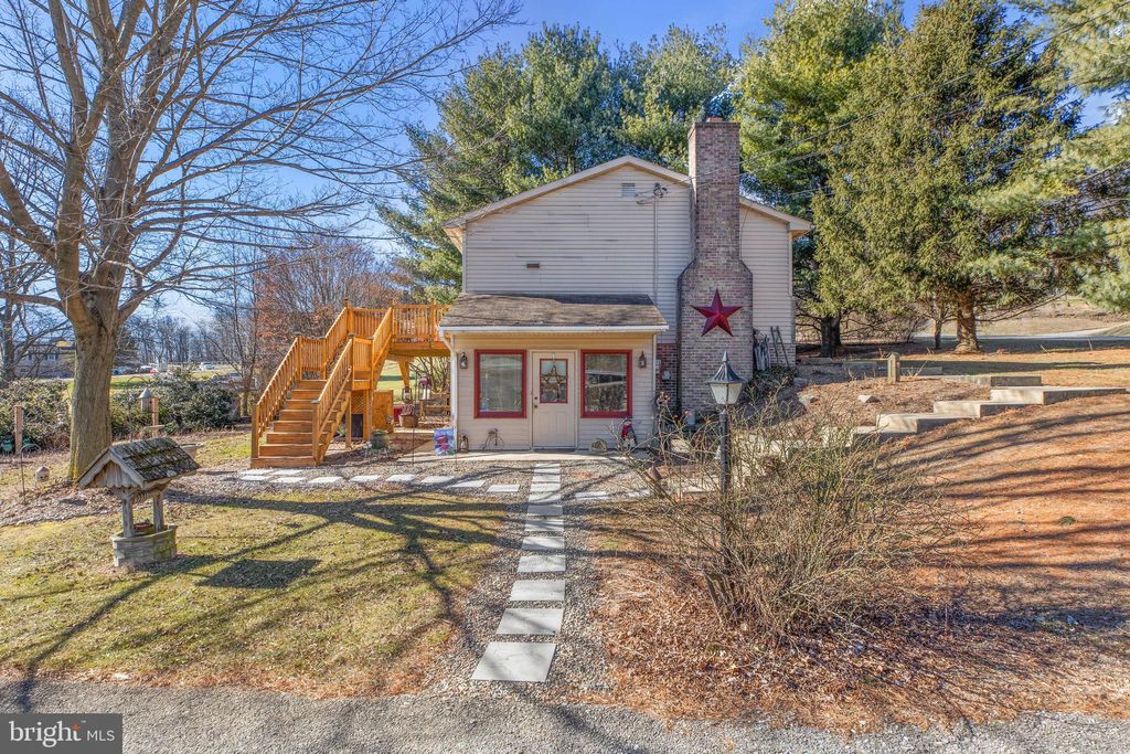 Photo of 957 BUCK RD, QUARRYVILLE, PA 17566 (MLS # PALA2030106)