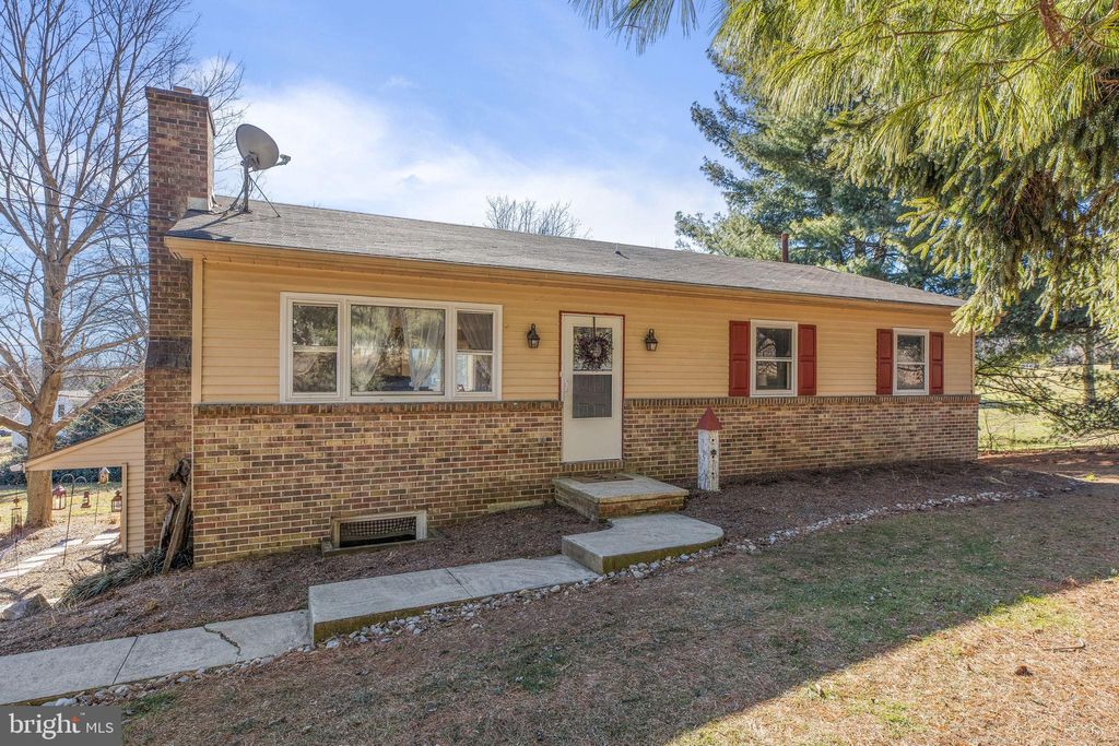 Photo of 957 BUCK RD, QUARRYVILLE, PA 17566 (MLS # PALA2030106)