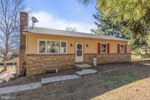 Photo of 957 BUCK RD, QUARRYVILLE, PA 17566 (MLS # PALA2030106)