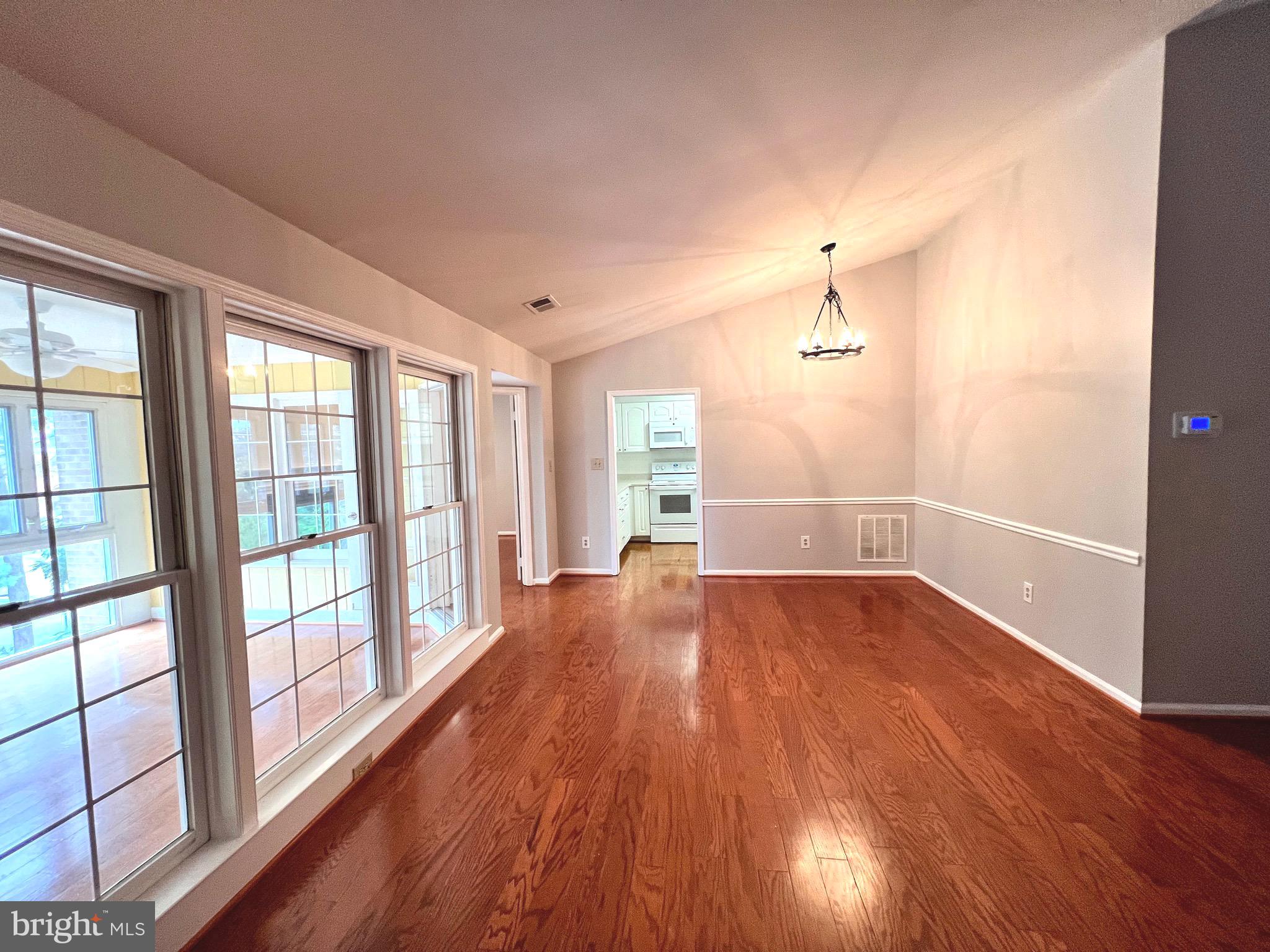 5715 BREWER HOUSE CIRCLE 301