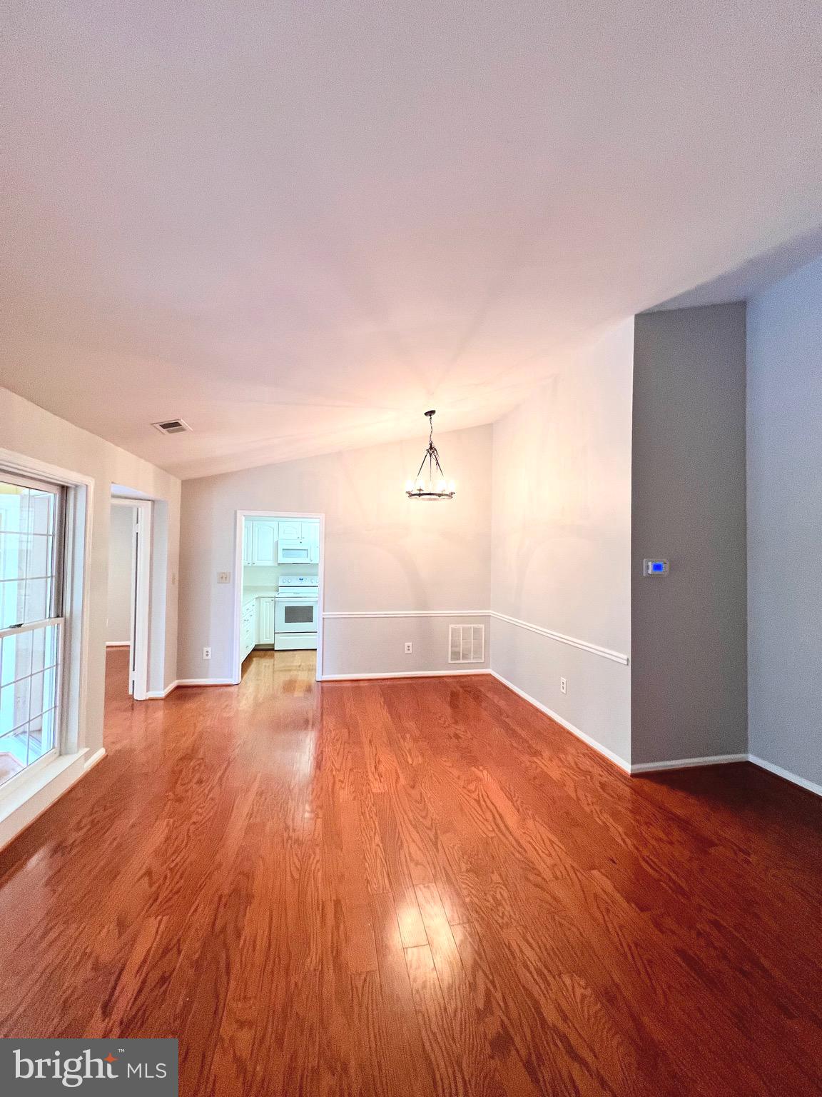 5715 BREWER HOUSE CIRCLE 301