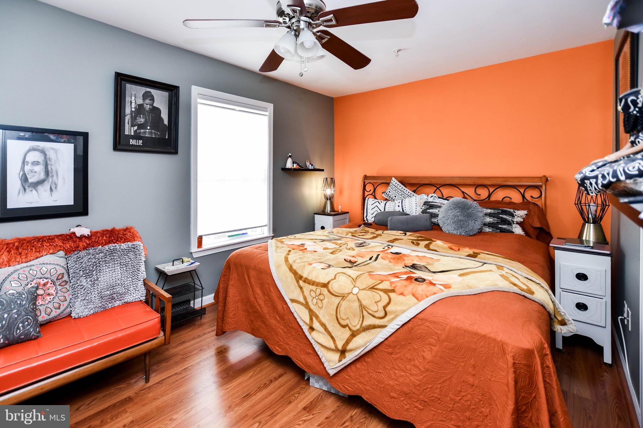 COLONY SQUARE - Residential