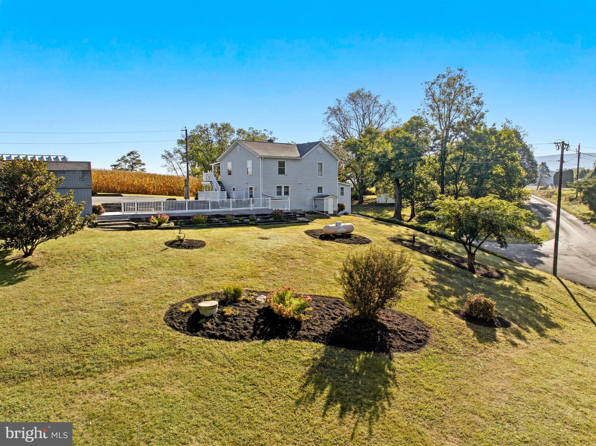 758 HONEYSUCKLE AVENUE