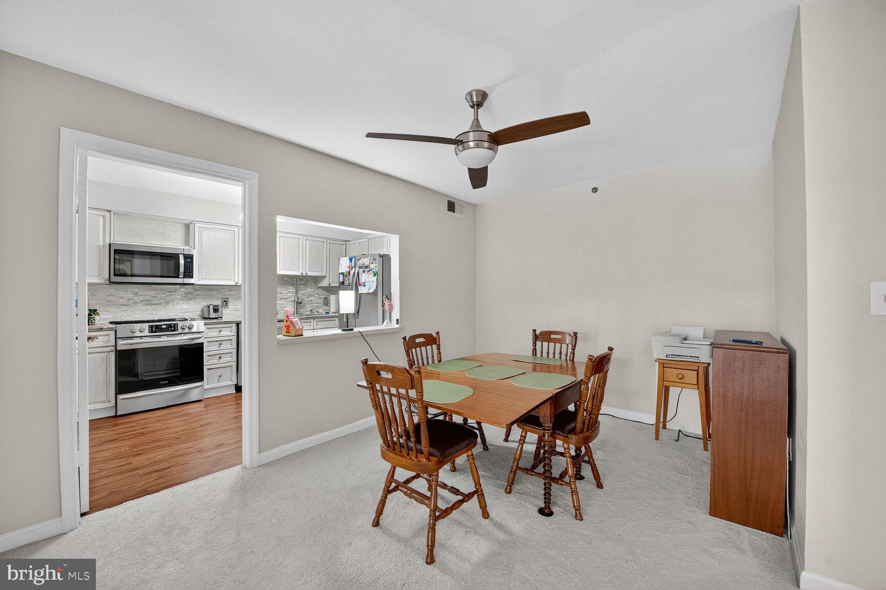 LANSDOWNE WOODS - Residential