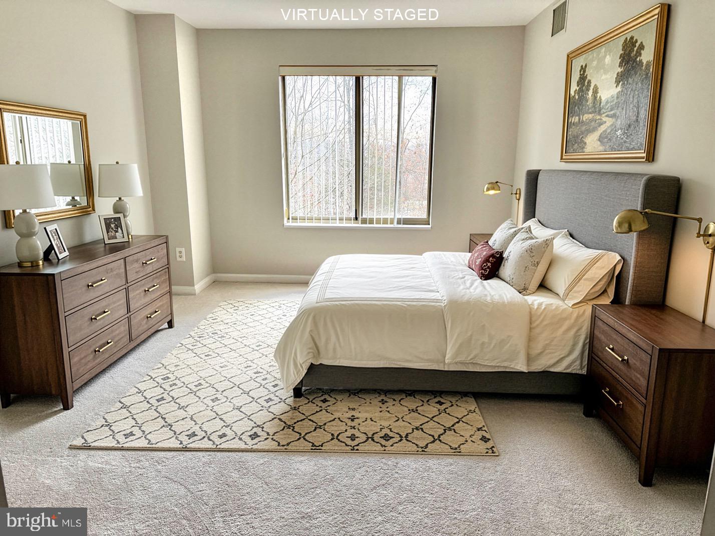 LANSDOWNE WOODS - Residential