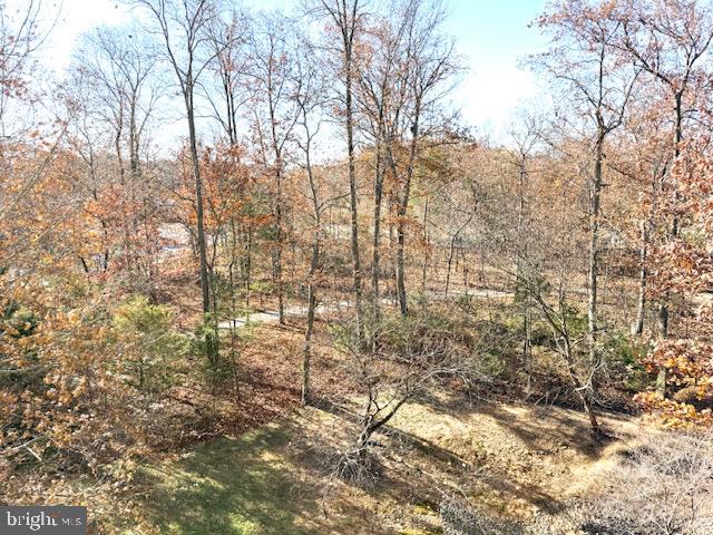 LANSDOWNE WOODS - Residential