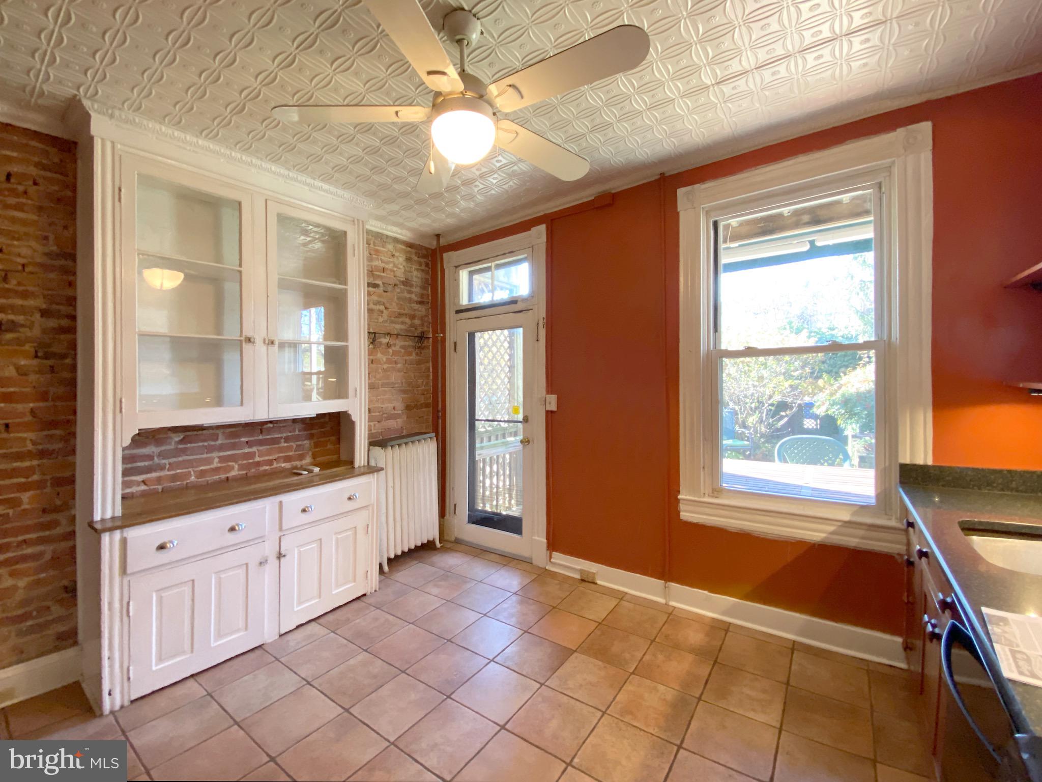 CHARLES VILLAGE - Residential