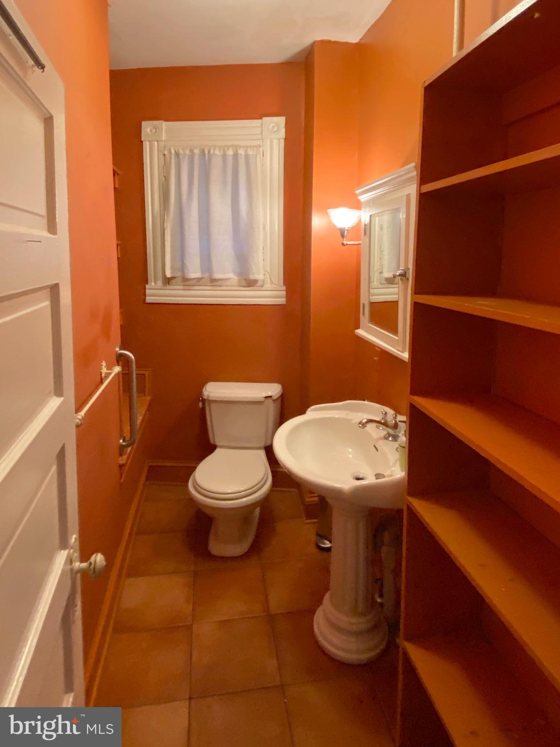 CHARLES VILLAGE - Residential